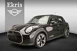 MINI 5-deurs Cooper S Favoured Trim + Package XL | Maximaal MINI