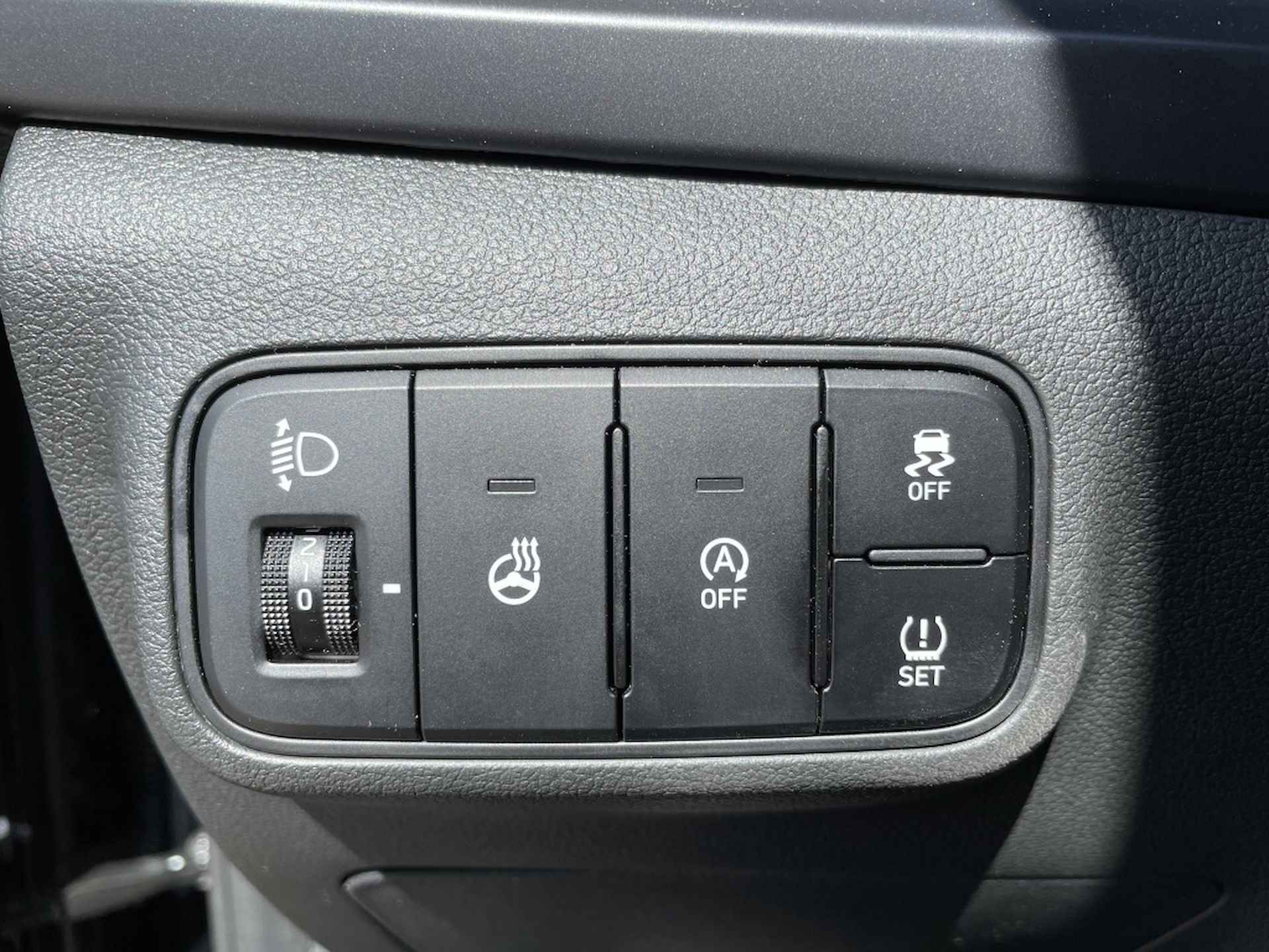 Hyundai i20 1.0 T-GDI Comfort | Carplay | Clima | Automaat | Stoelverw - 28/32