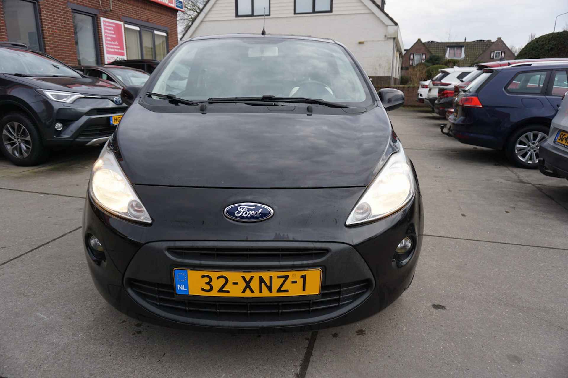 FORD Ka 1.2 69pk Titanium X Airco - 2/17