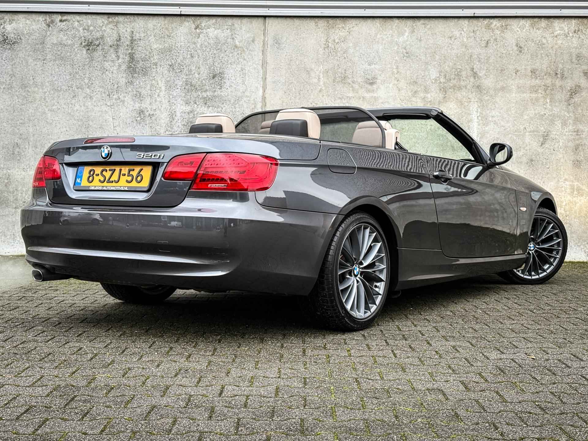 BMW 3-serie Cabrio 320i High Executive | Org. NL! | Clima | Cruise | Navi | Leder | Xenon | Metalic | PDC | - 2/46