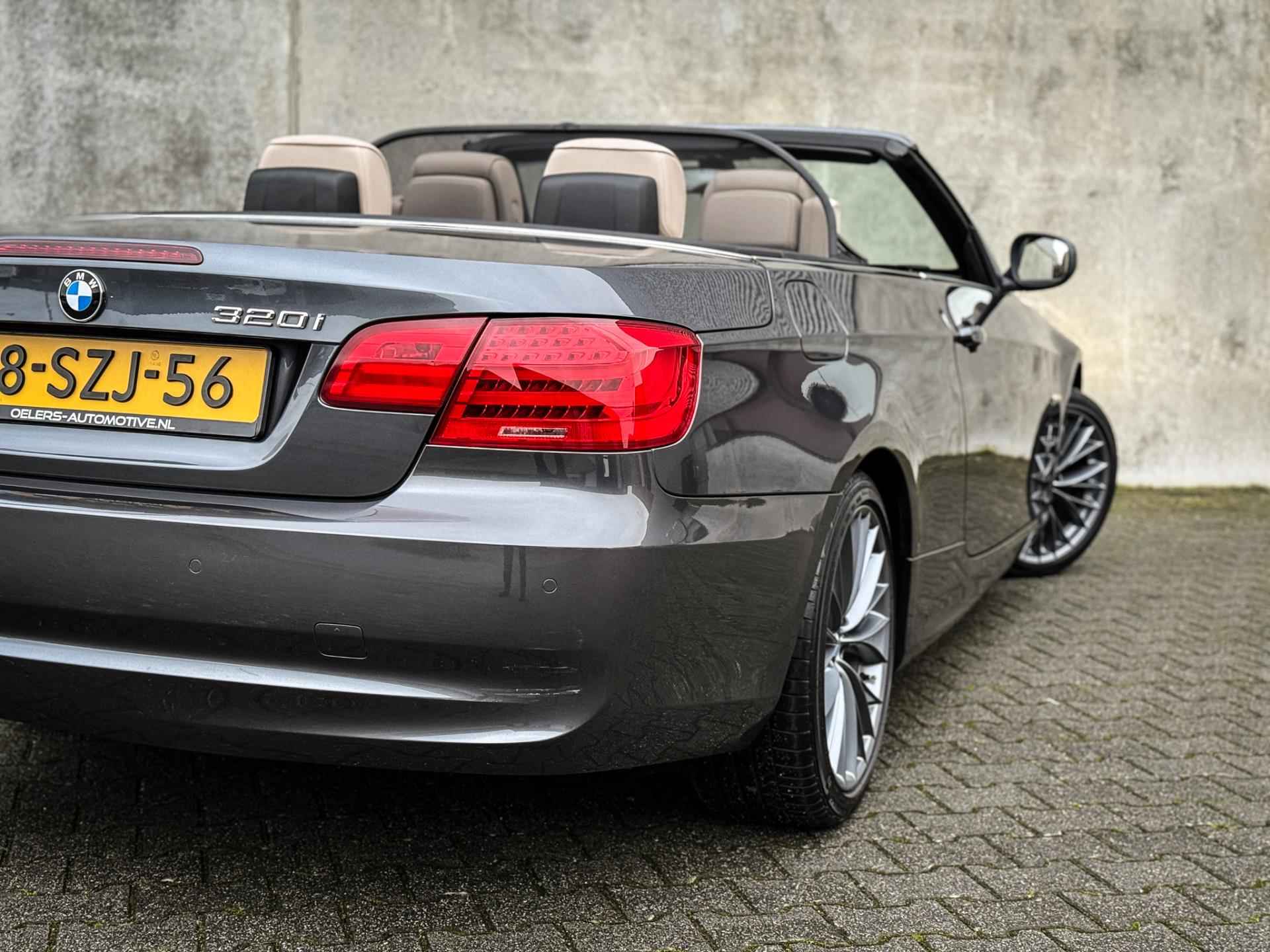 BMW 3-serie Cabrio 320i High Executive | Org. NL! | Clima | Cruise | Navi | Leder | Xenon | Metalic | PDC | - 19/46