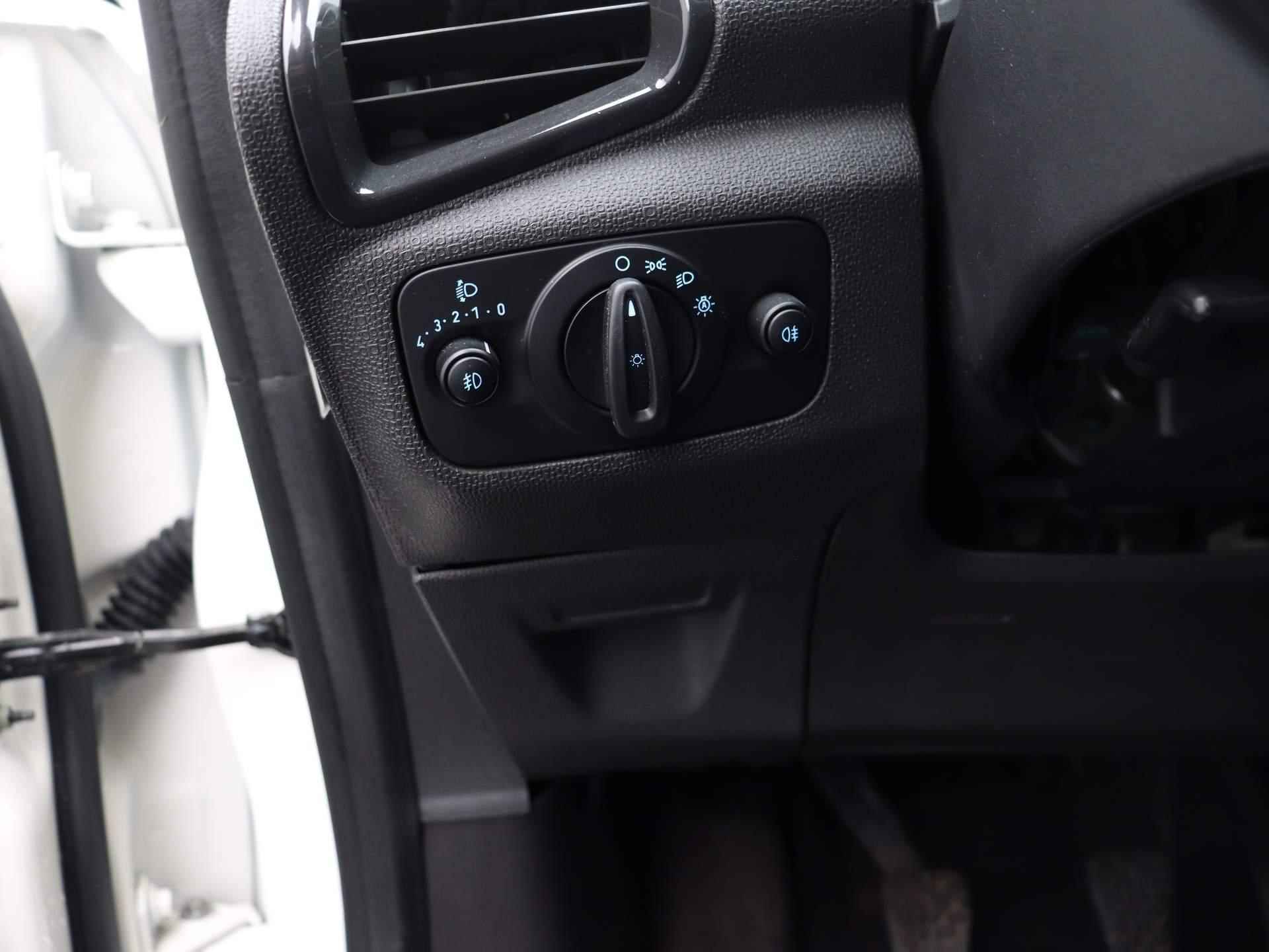 Ford EcoSport 1.0 EcoBoost Titanium | CLimate control | LM velgen | Cruise control | Trekhaak - 23/34