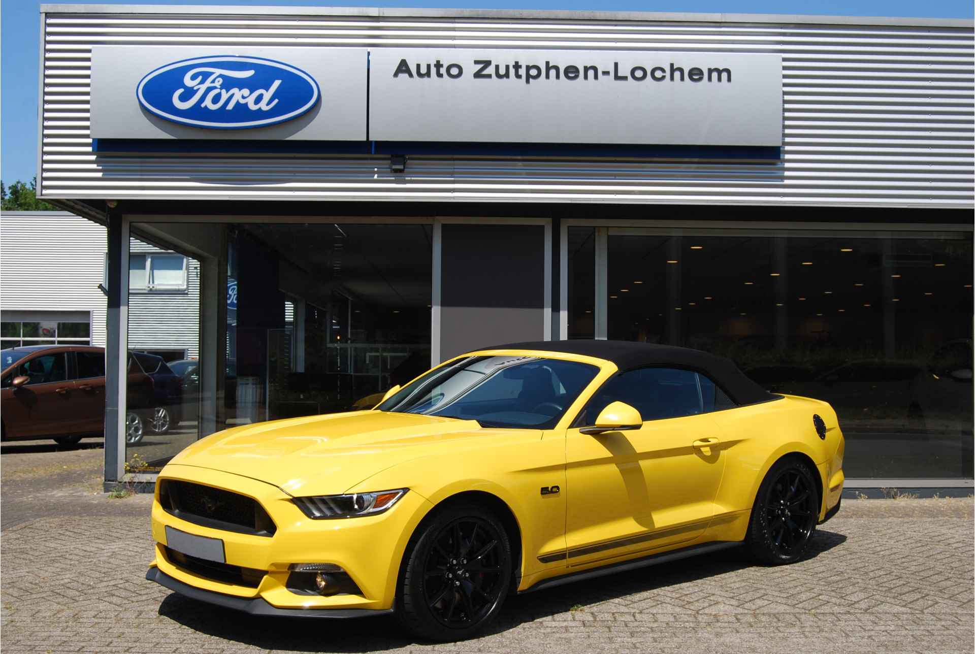 Ford Mustang Convertible 5.0 GT NAVI | XENON | YELLOW | V8 | SYNC 3 | STOELVERWARMING - KOELING | - 2/45