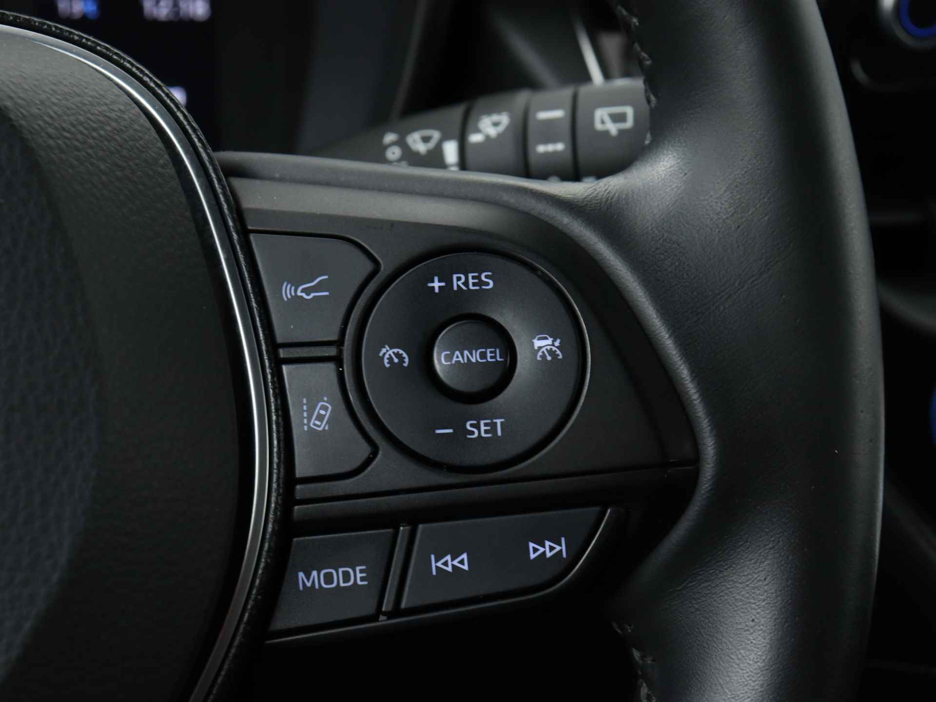 Toyota Corolla 1.8 Hybrid Active Limited | Trekhaak | Apple Carplay & Android Auto | Parkeersensoren | - 23/44