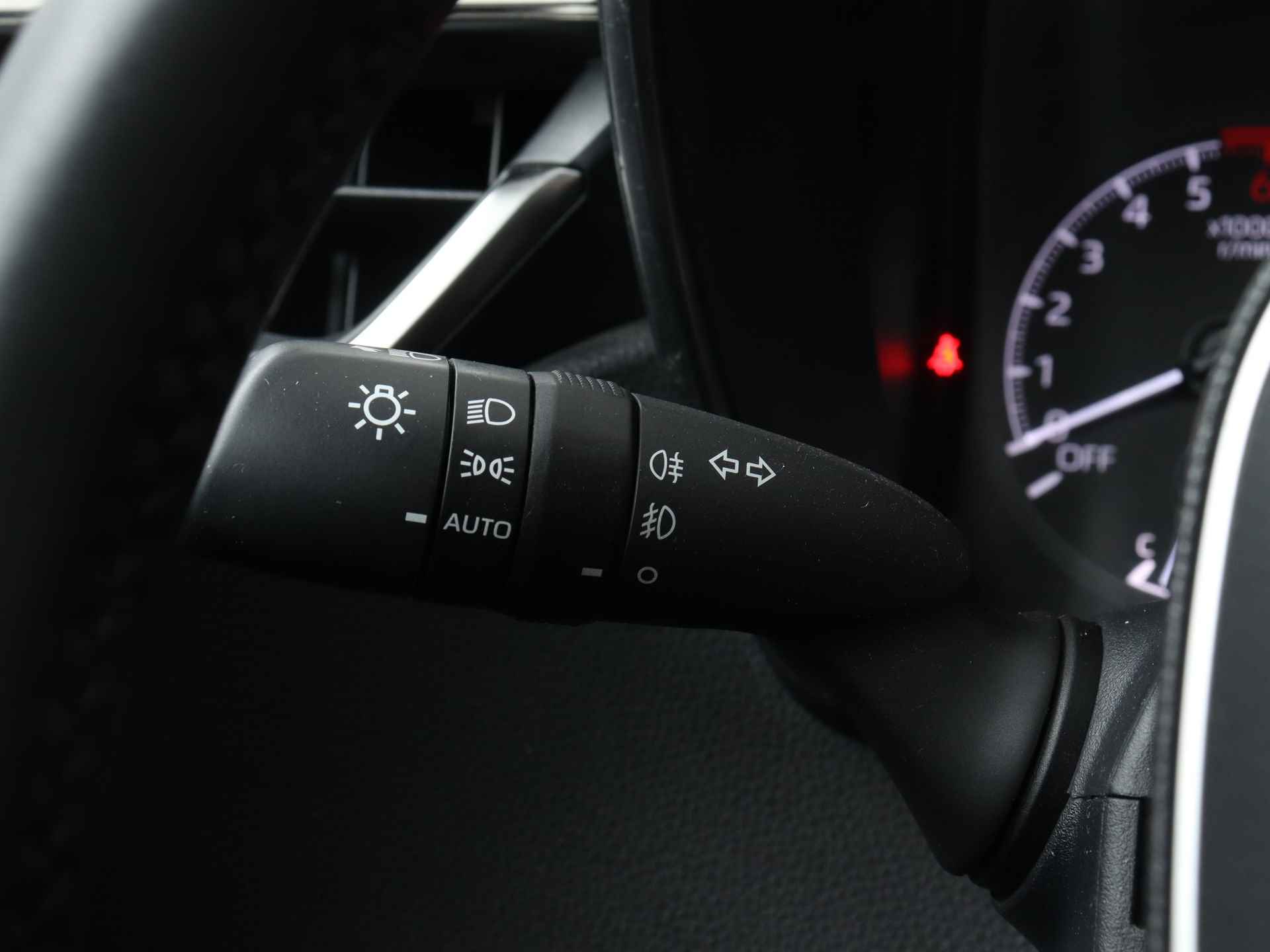 Toyota Corolla 1.8 Hybrid Active Limited | Trekhaak | Apple Carplay & Android Auto | Parkeersensoren | - 24/44