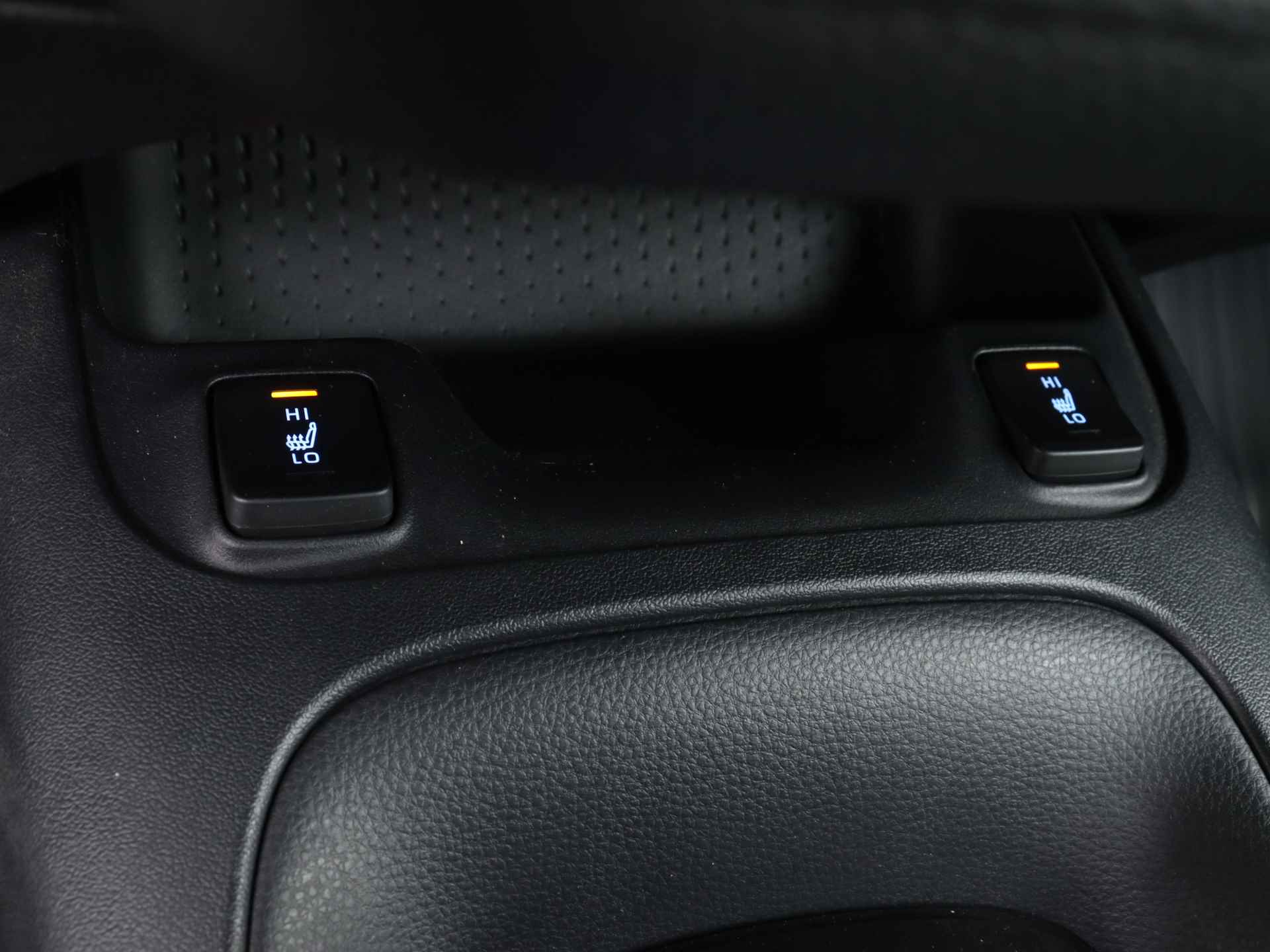 Toyota Corolla 1.8 Hybrid Active Limited | Trekhaak | Apple Carplay & Android Auto | Parkeersensoren | - 35/44