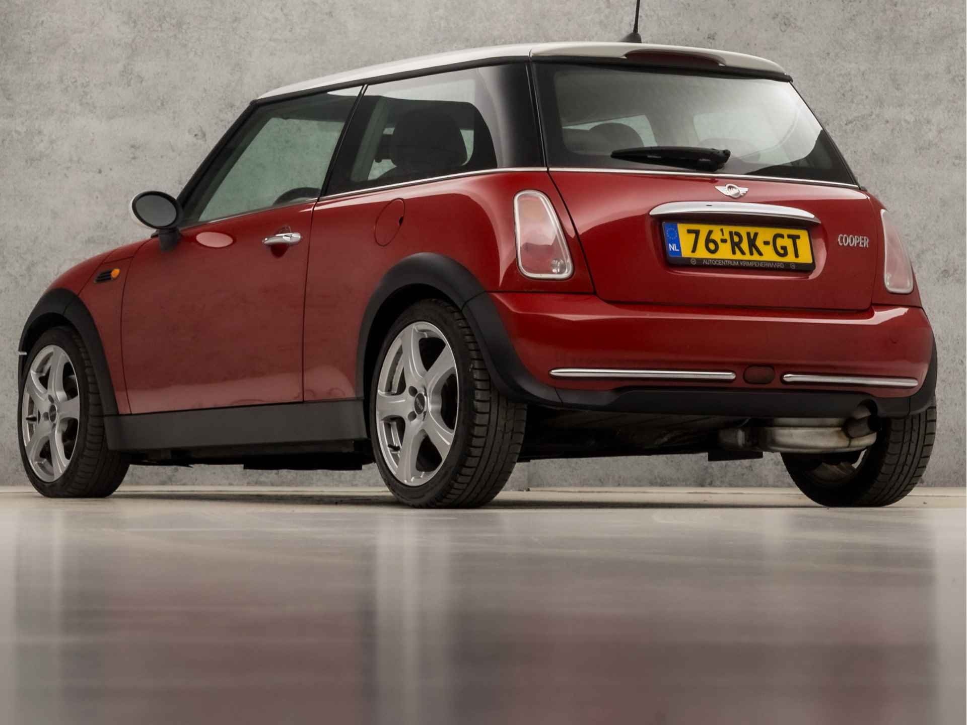 MINI Mini 1.6 Cooper Chili Red (YOUNGTIMER, CRUISE, LEDER, RADIO, AIRCO, ELEK PAKKET, SPORTSTOELEN, LM VELGEN, NIEUWE APK, NIEUWSTAAT) - 3/28