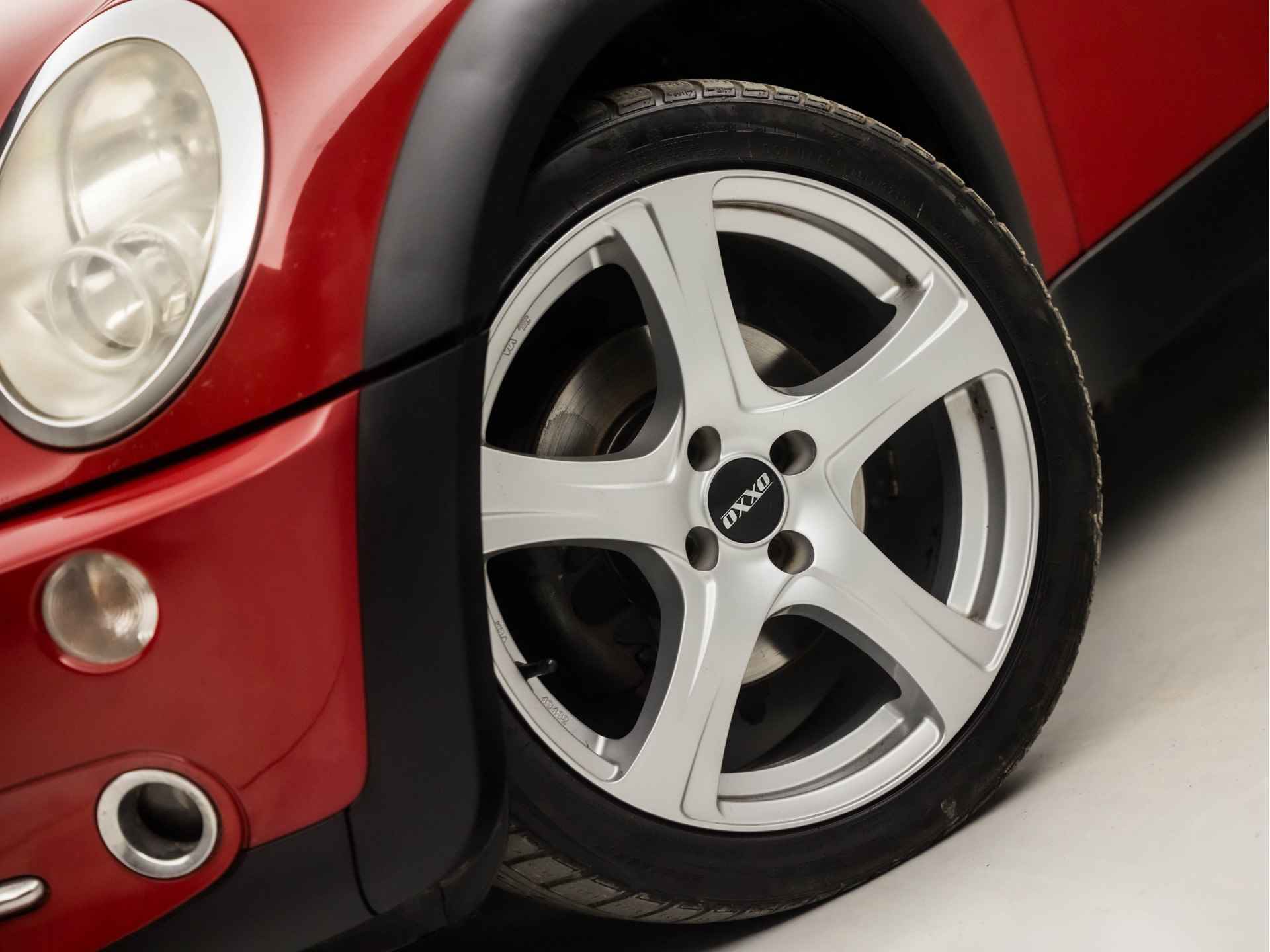 MINI Mini 1.6 Cooper Chili Red (YOUNGTIMER, CRUISE, LEDER, RADIO, AIRCO, ELEK PAKKET, SPORTSTOELEN, LM VELGEN, NIEUWE APK, NIEUWSTAAT) - 14/28