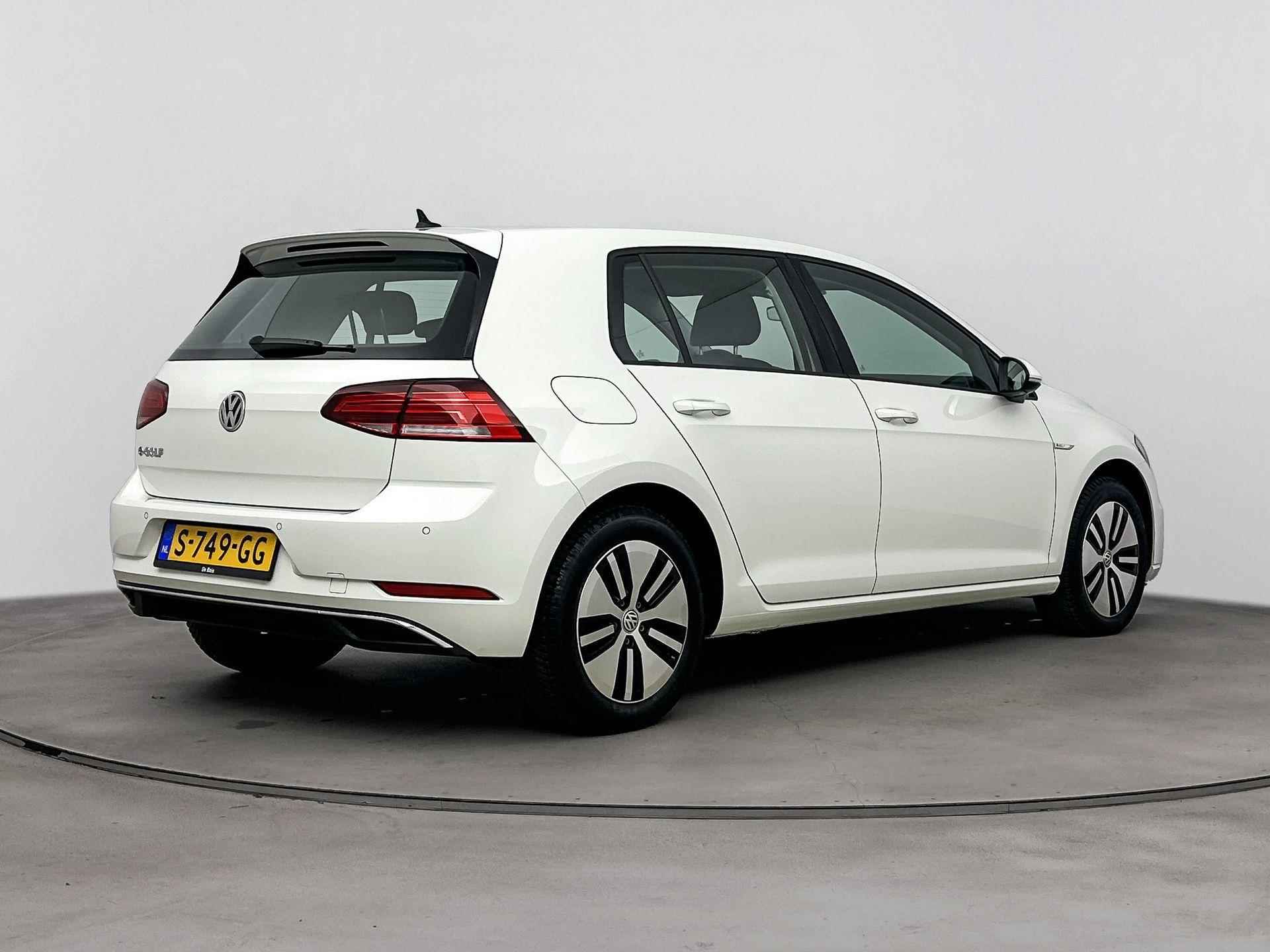 Volkswagen e-Golf E-DITION | Warmtepomp | All Season banden | Stoelverwarming | Navigatie | Camera | Adaptive cruise | - 3/31