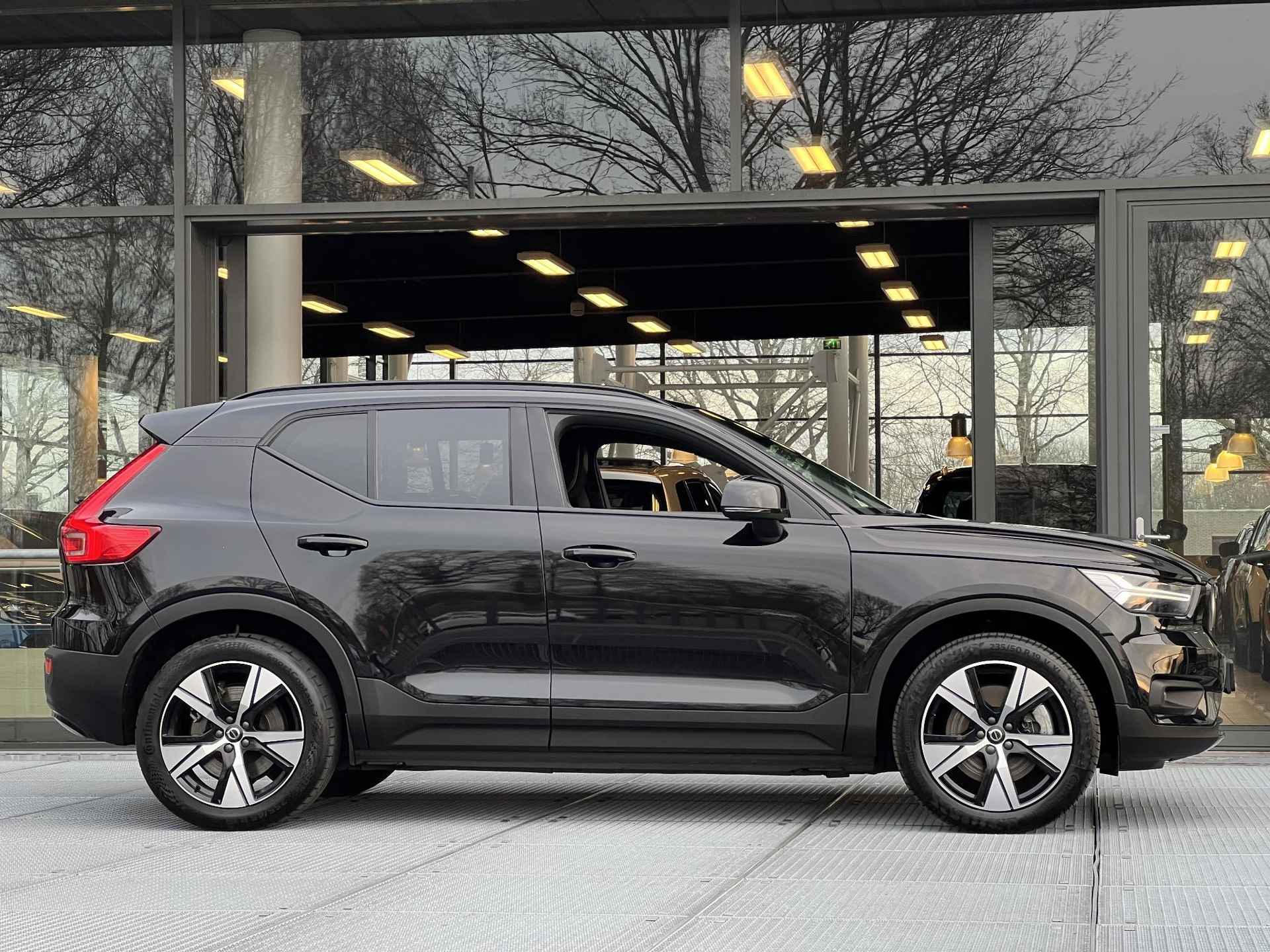 Volvo XC40 Recharge P8 AWD R-Design | Harman Kardon | Adaptieve Cruise Control | - 19/39