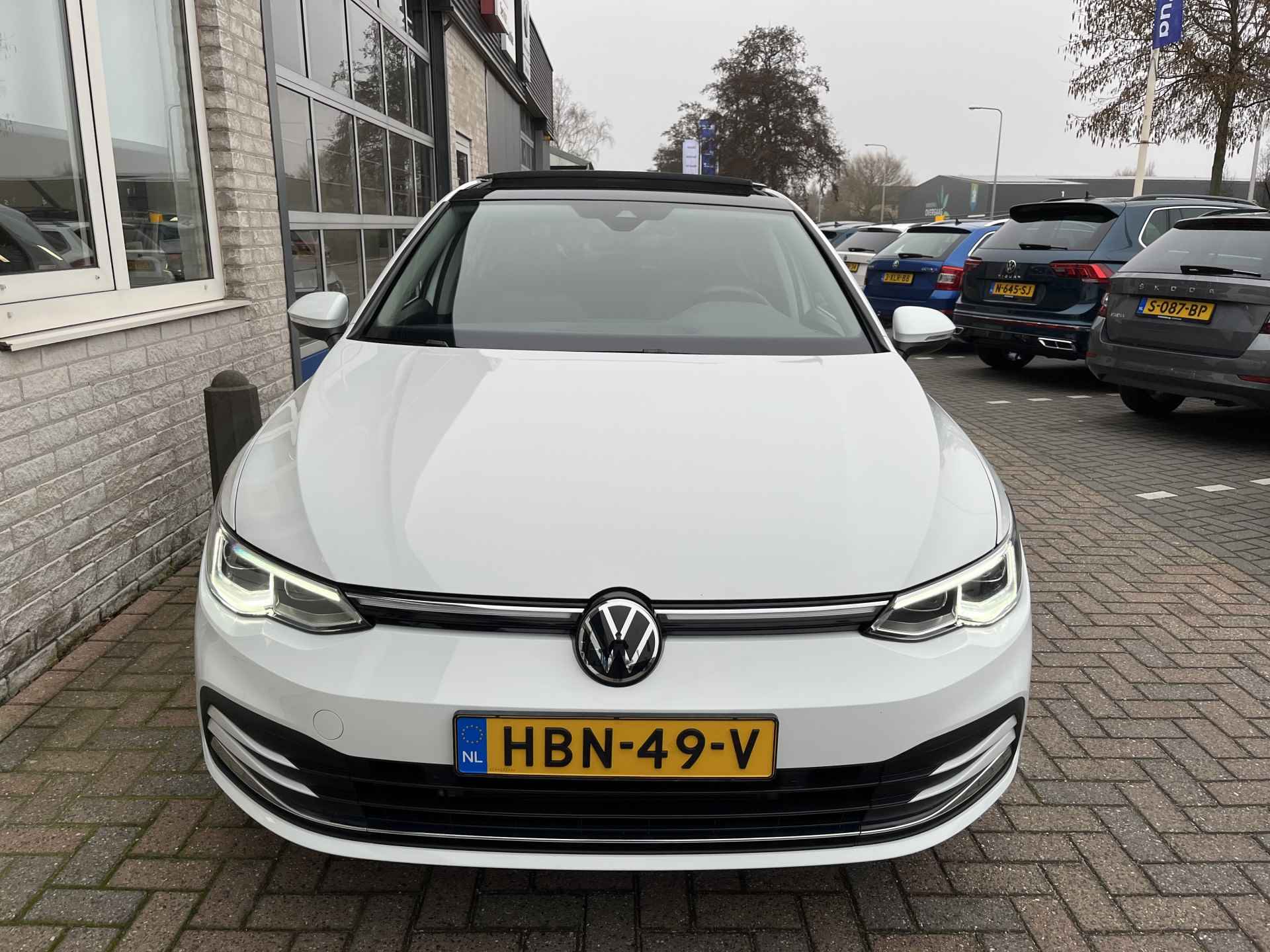 Volkswagen Golf 1.4 eHybrid Style / AUTOMAAT/ PANO/ PARK. SENSOREN/ MATRIX/ ERGO ACTIVE/ MEMORY SEATS/ STUUR-STOELVERWARM./ ADAPT. CRUISE/ APP-CONNECT/ NAVI/ CLIMA/ DAB - 31/38