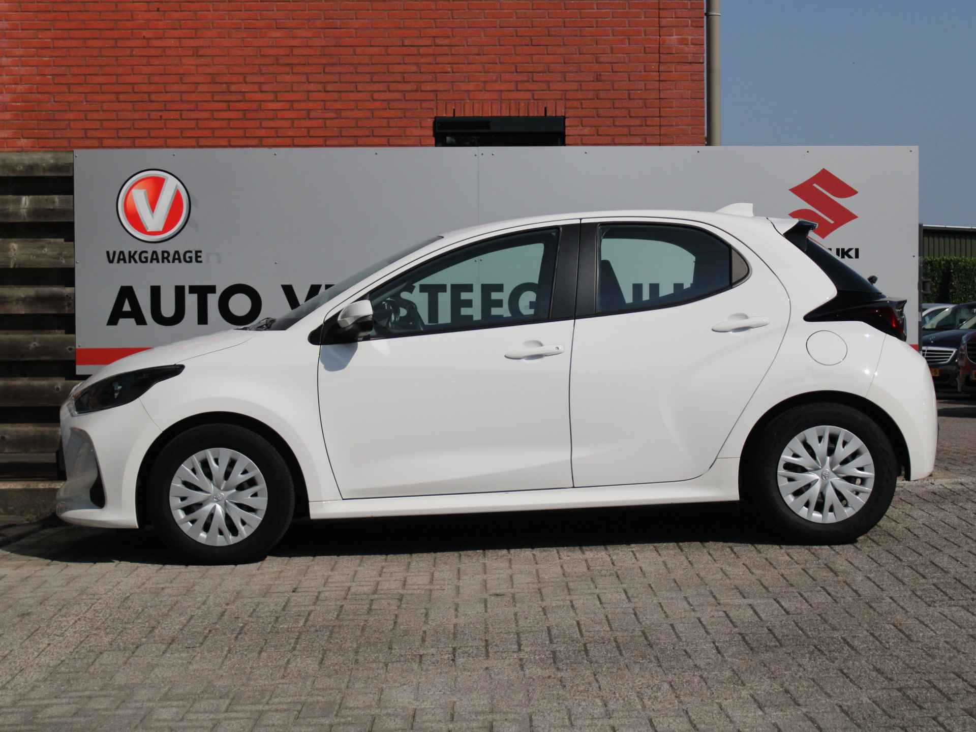 Toyota Yaris 1.5 Hybrid Active Automaat Achteruitrijcamera, Adaptieve Cruise Control, Automatische Airco, Bluetooth - 15/33