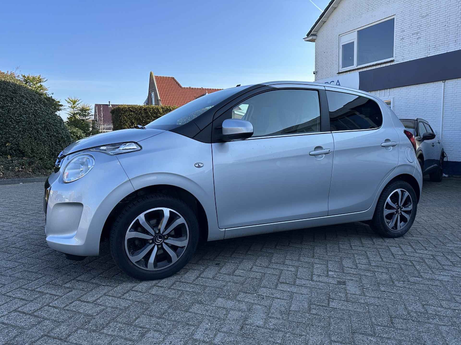 Citroen C1 1.0 VTi Shine - 17/22