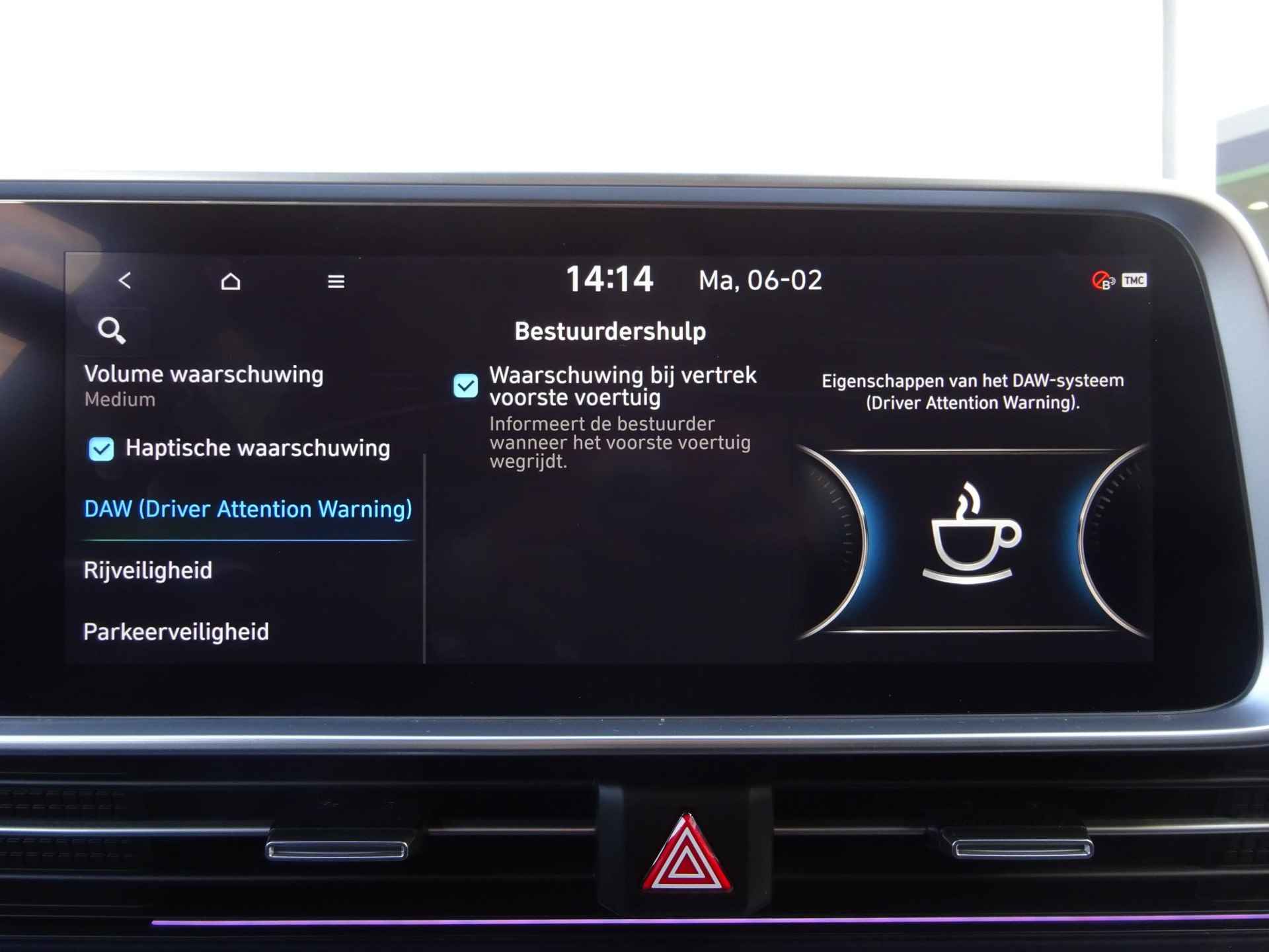 Hyundai IONIQ 6 Connect 77 kWh | €8280 KORTING | WARMTEPOMP | 20 INCH | BESCHIKBAAR 12-04-2024 | - 35/45