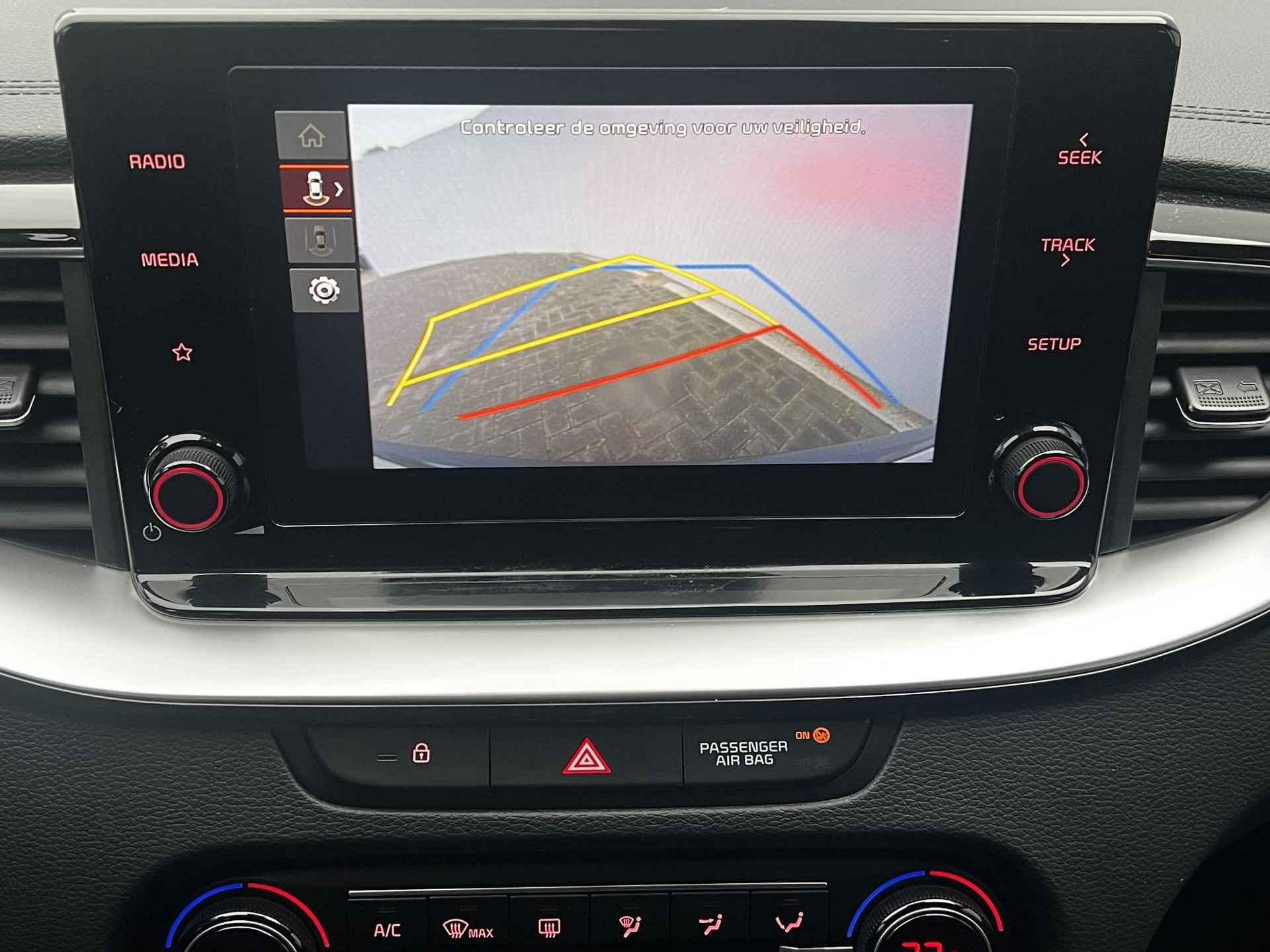 Kia Ceed Sportswagon 1.6 GDI PHEV Plug-In DynamicLine Automaat / Trekgewicht 1.300kg / Stuur- en stoelverwarming / Navigatie via Apple Carplay Android / - 4/45