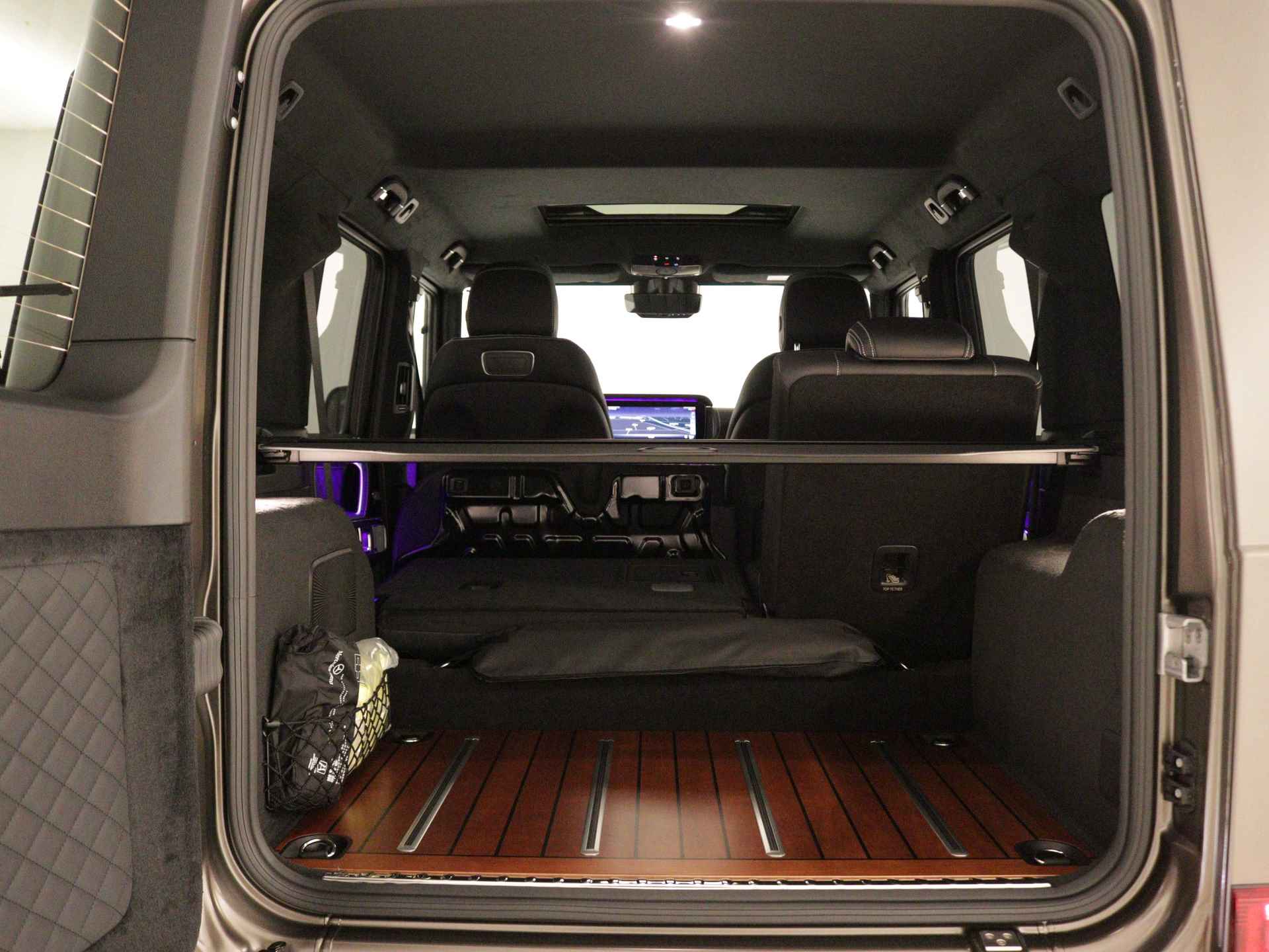 Mercedes-Benz G-Klasse G 63 4x4 Square | SUPERIOR Line Interieur | AMG RIDE CONTROL | AMG Nightpakket II | 360°-camera (SURROUND VIEW) | ENERGIZING-comfortprogramma | Burmester surround sound system | URBAN GUARD vehicle protection Plus | - 34/48