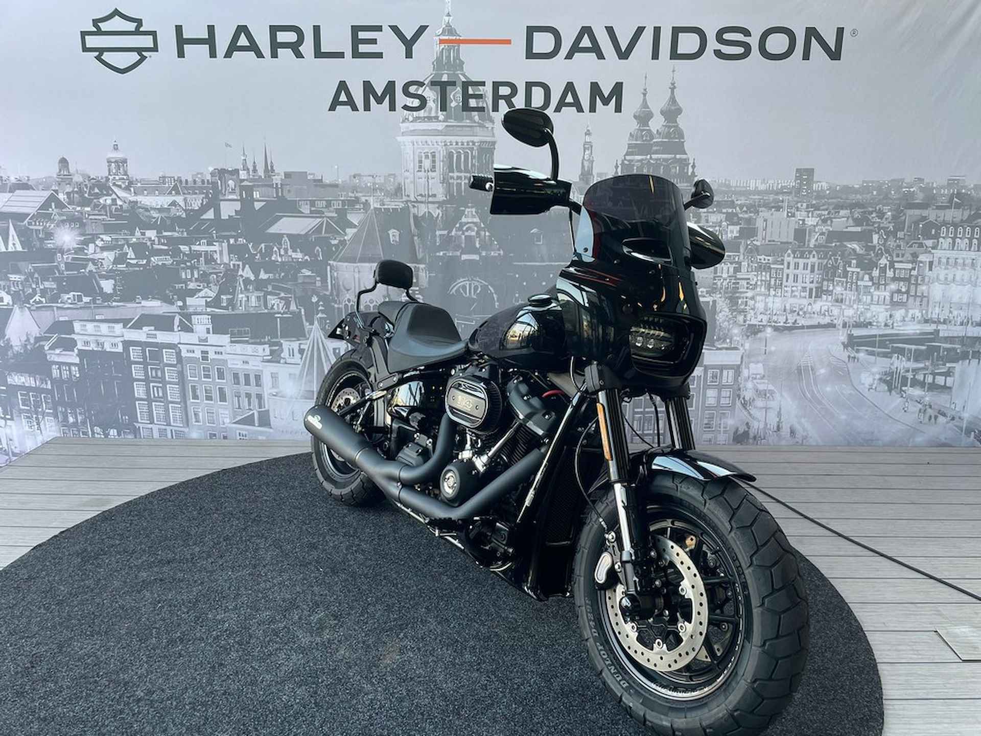 Harley-Davidson FAT BOB 114 - 3/8