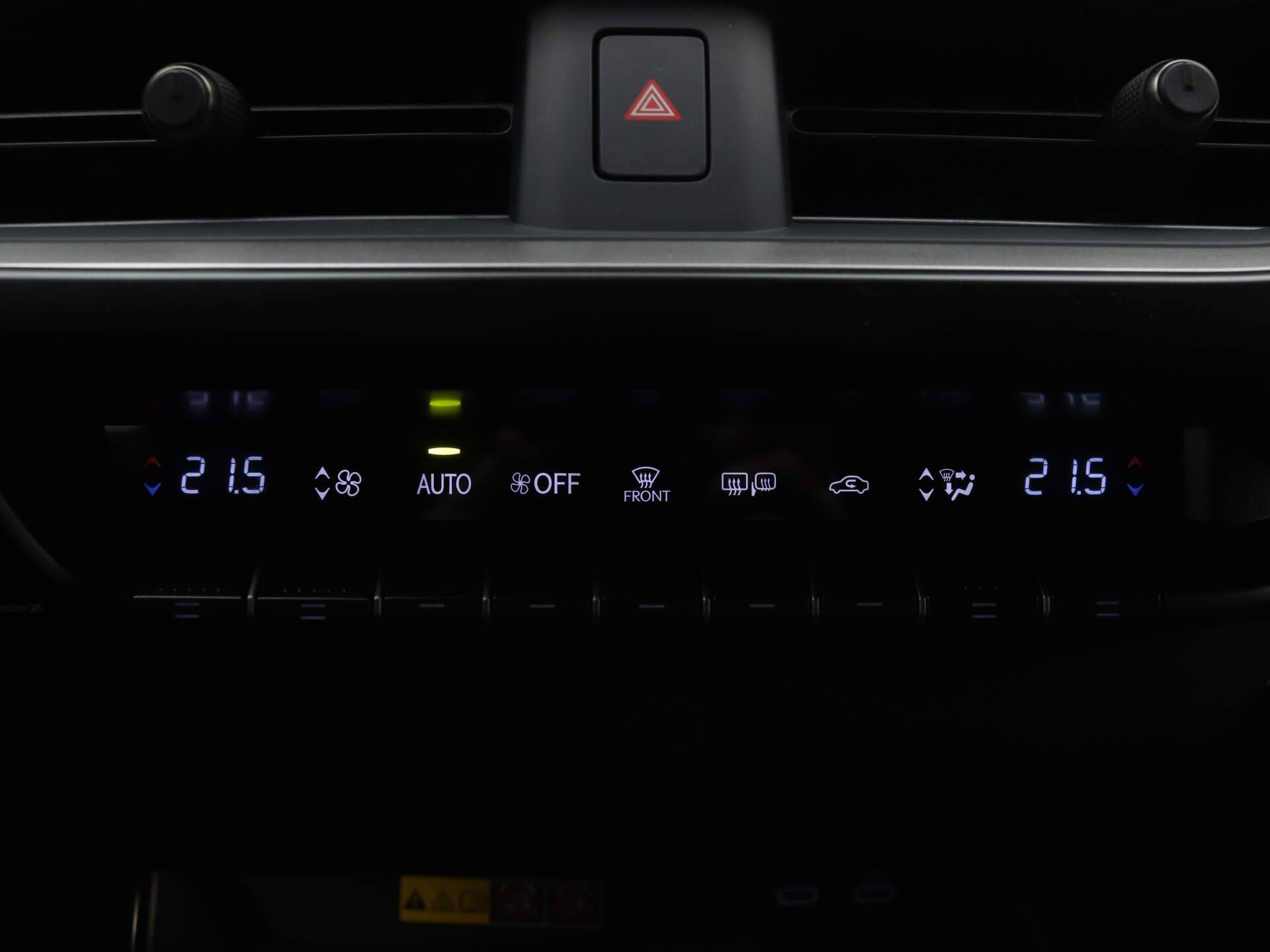 Lexus UX 250h Business Line *Demo* | Apple Carplay / Android Auto | - 8/38