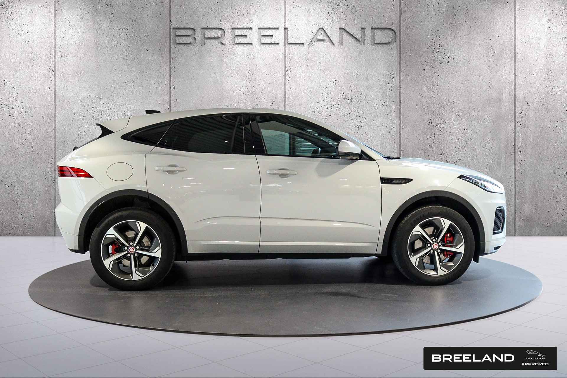 Jaguar E-Pace P300e R-Dynamic SE | Panoramadak | Cold Climate Pack - 6/32