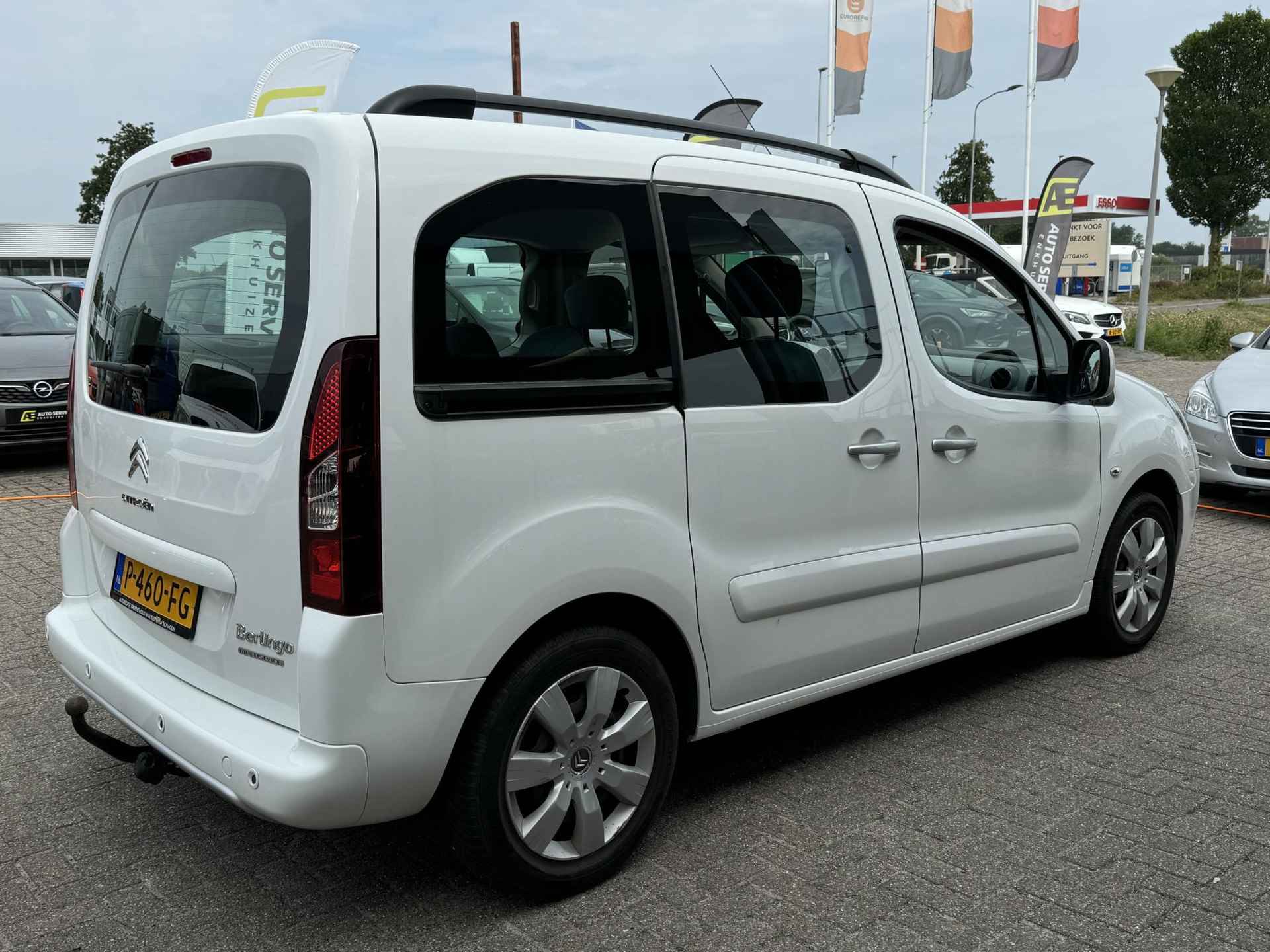 Citroen Berlingo 1.6 VTi Tendance Incl. beurt en garantie | Super ruime en nette MPV | Clima | Cruise | Trekhaak - 6/40