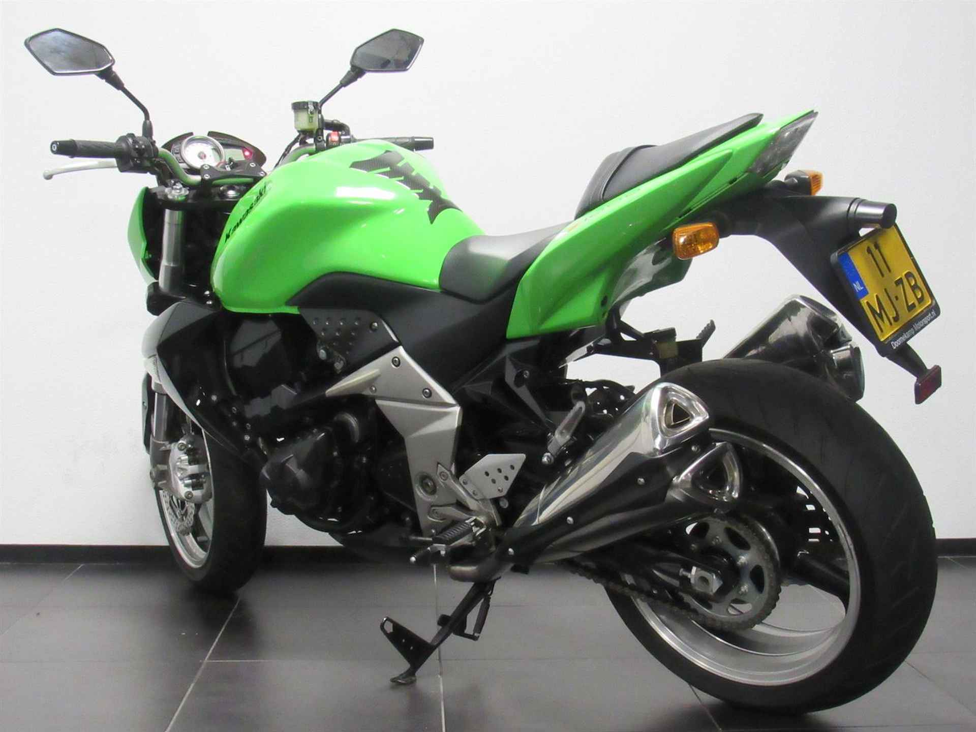 Kawasaki Z 1000 - 2007 - 7/27