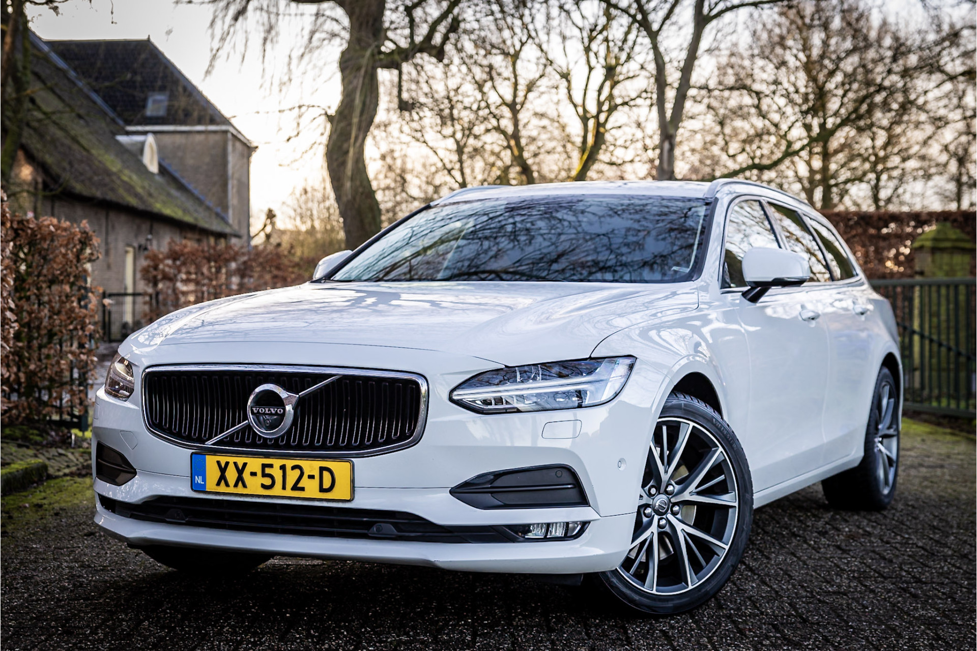 Volvo V90 2.0 T5 Inscription Luchtvering Head Up 360 Camera