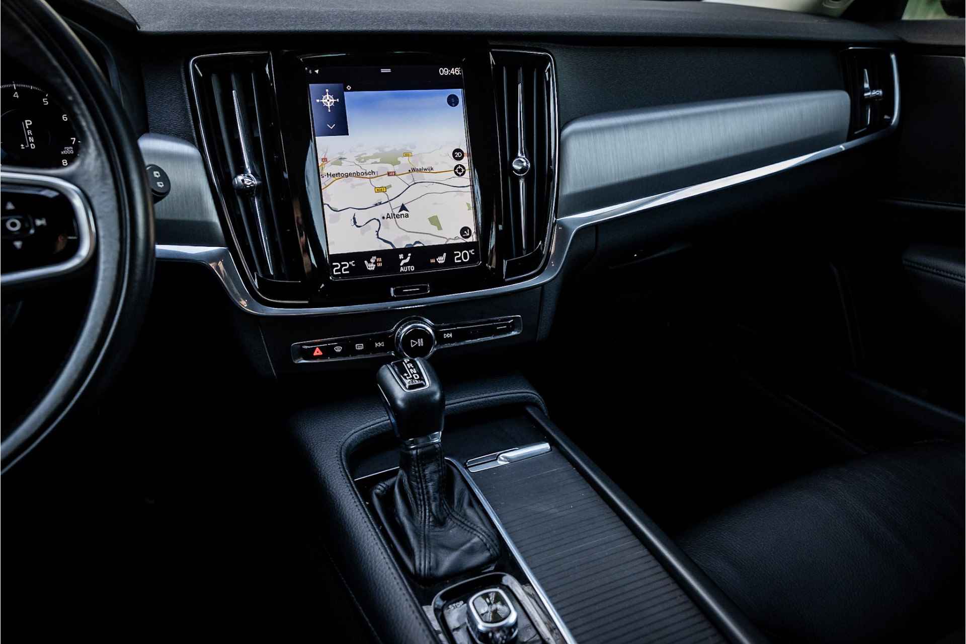 Volvo V90 2.0 T5 Inscription Luchtvering Head Up 360 Camera - 9/33