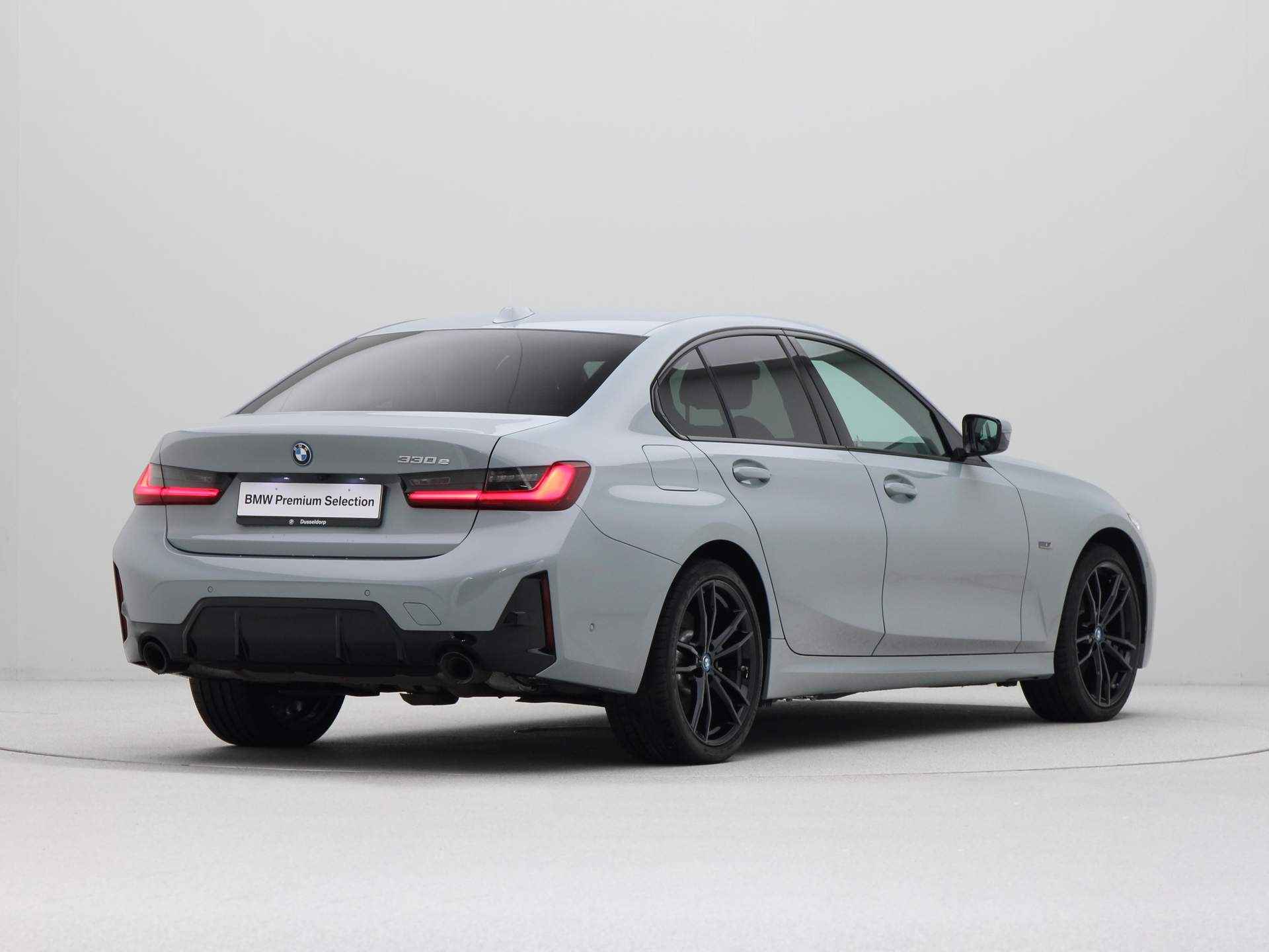 BMW 3 Serie Sedan 330e M-Sport - 9/22