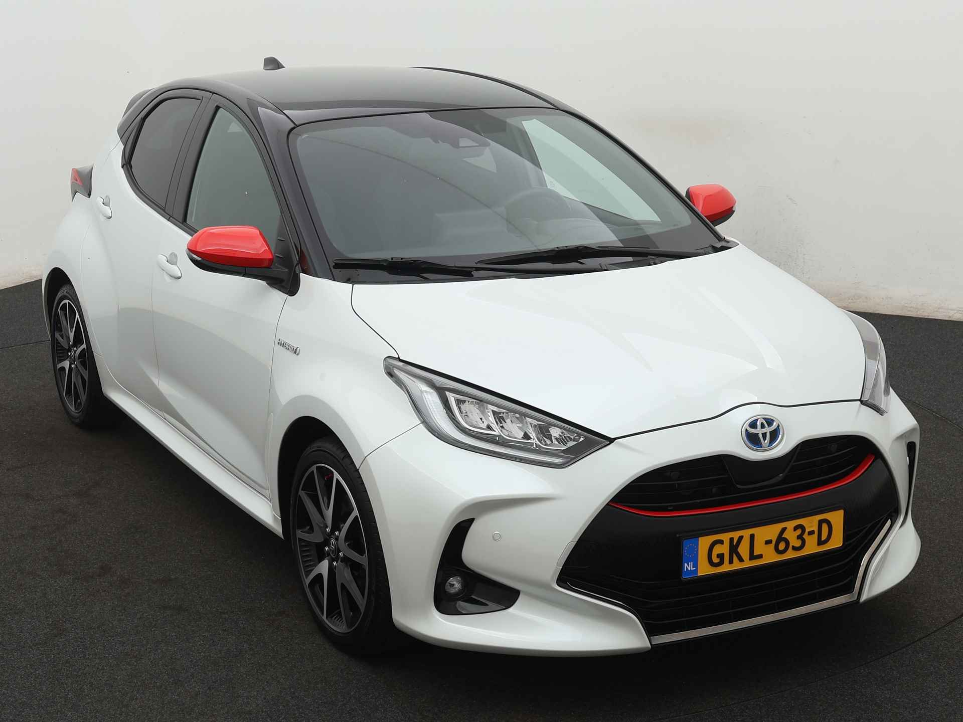 Toyota Yaris 1.5 Hybrid Executive Limited | Panoramadak | Head-up Display | Parkeersensoren | Stoelverwarming | Camera | Apple Carpplay/Android Auto | - 29/46