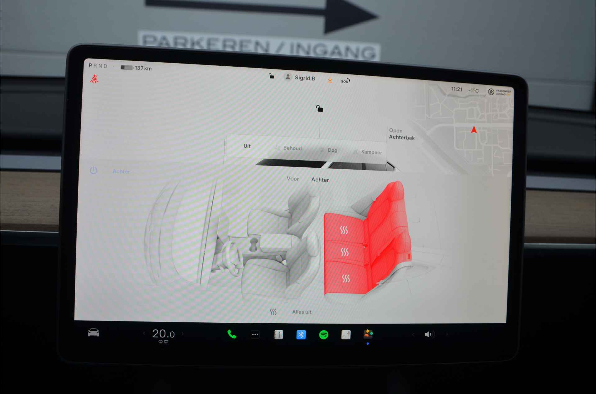 Tesla Model Y RWD 58 kWh LFP accu (100% opladen), AutoPilot - 16/34