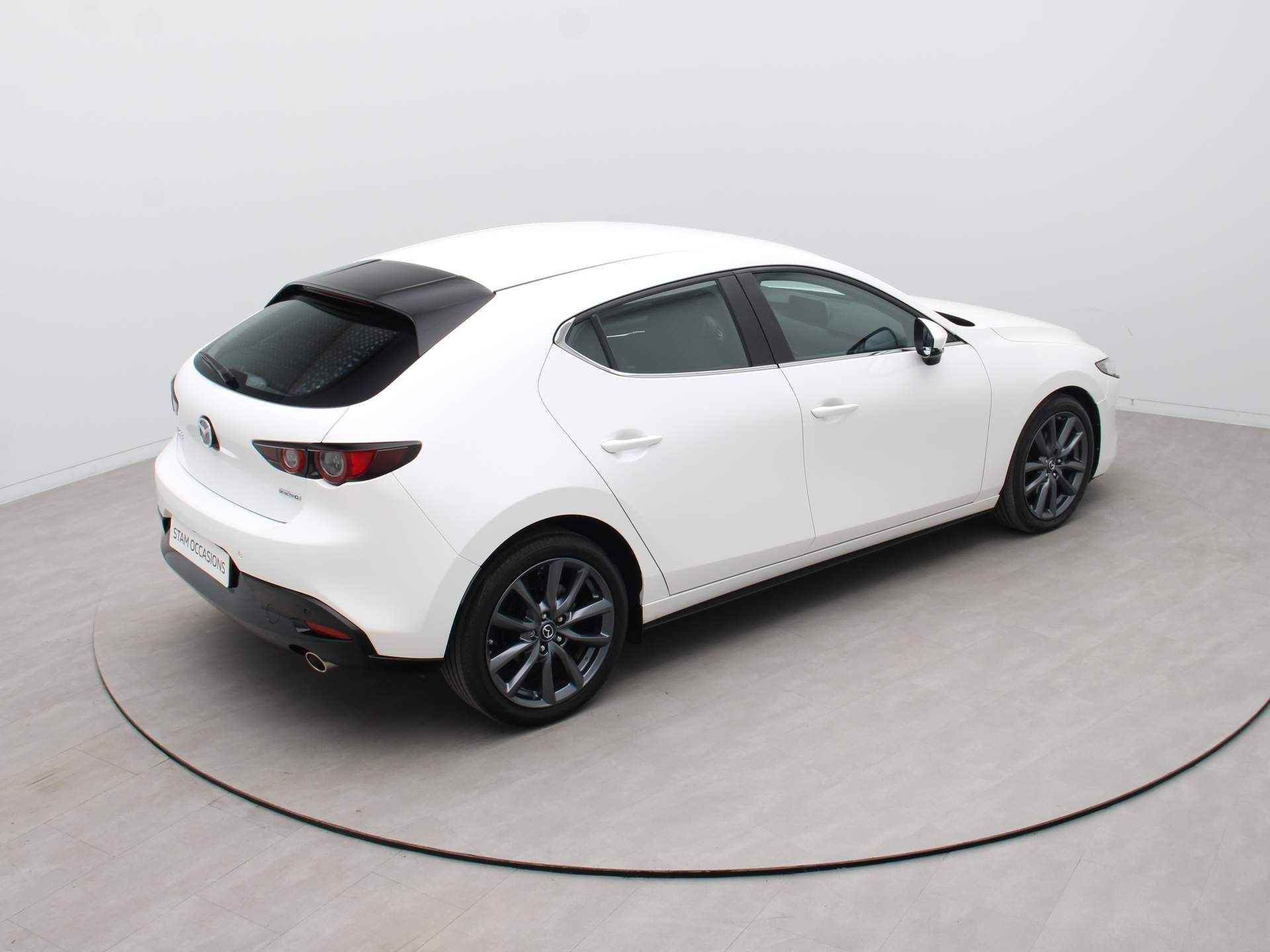 Mazda 3 123pk SkyActiv-G Comfort Adapt. cruise | Climate | Navi | Parksens. V+A | Stoel-/stuurverw. - 11/39