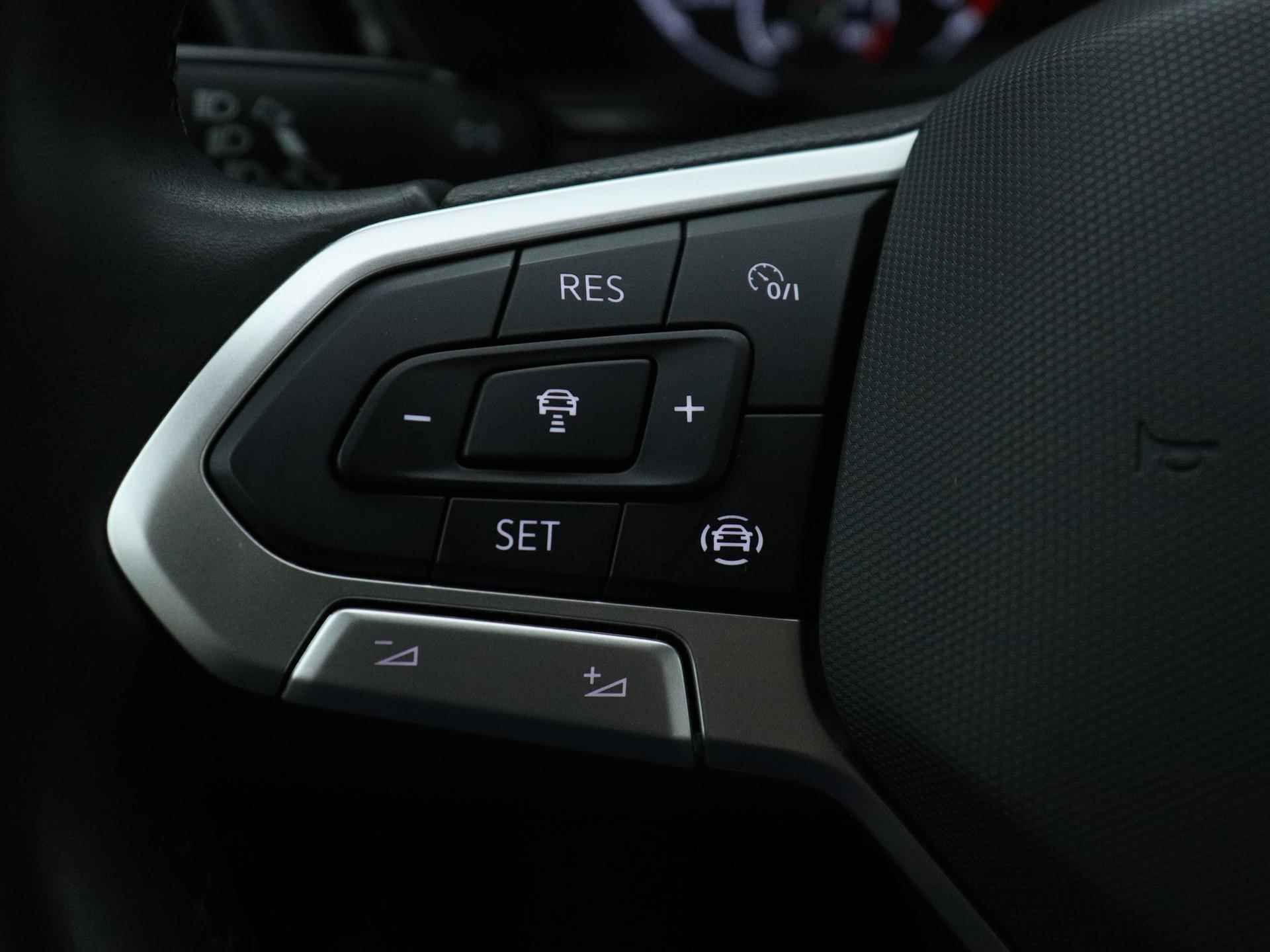 Volkswagen T-Cross 1.0 TSI Life 110 PK | Automaat | Navigatie | Trekhaak | Apple Carplay | Android Auto | Adaptive Cruise Control | LED | Lichtmetalen velgen | - 10/22