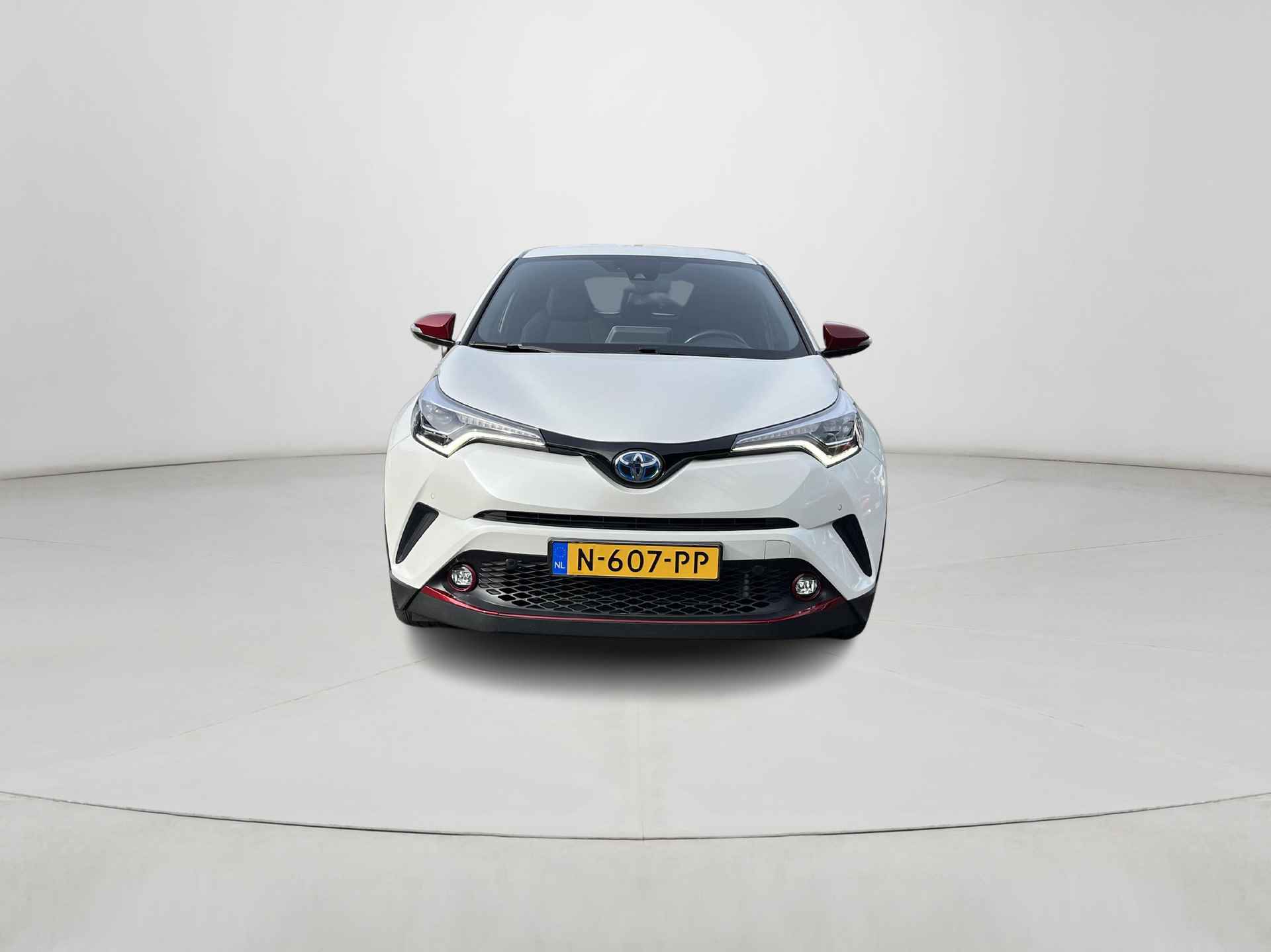 Toyota C-HR 1.8 Hybrid Style | Navigatie | Achteruitrijcamera | Stuurverwarming | Stoelverwarming - 9/32