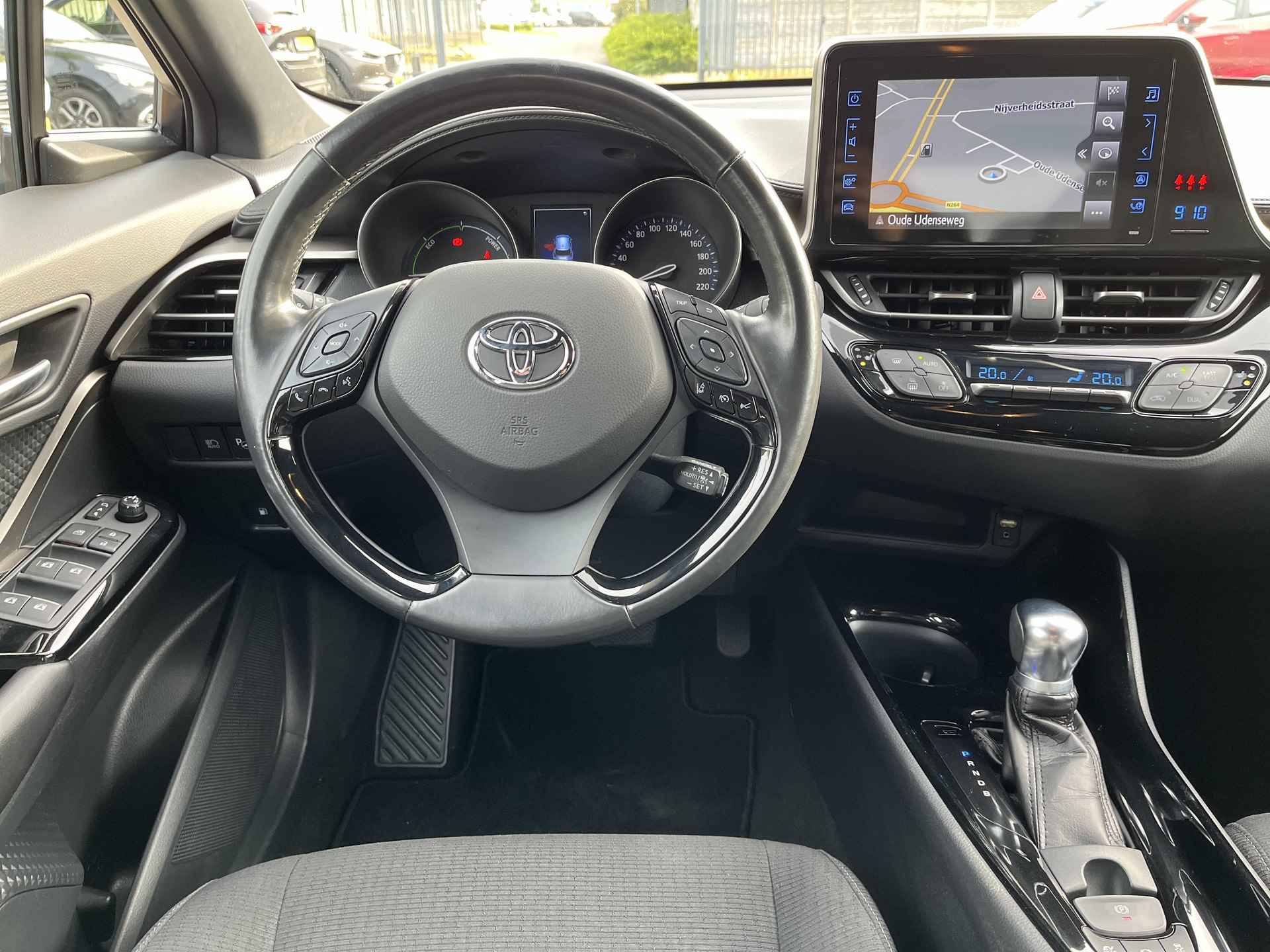 Toyota C-HR 1.8 Hybrid Style | Navigatie | Achteruitrijcamera | Stuurverwarming | Stoelverwarming - 16/32