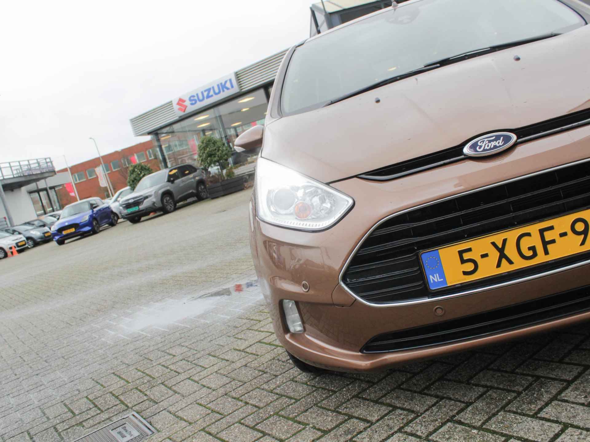 Ford B-Max 1.6 TI-VCT Titanium Automaat | Leder | Cruise | Panodak | Lm-Velgen | Trekhaak - 24/25