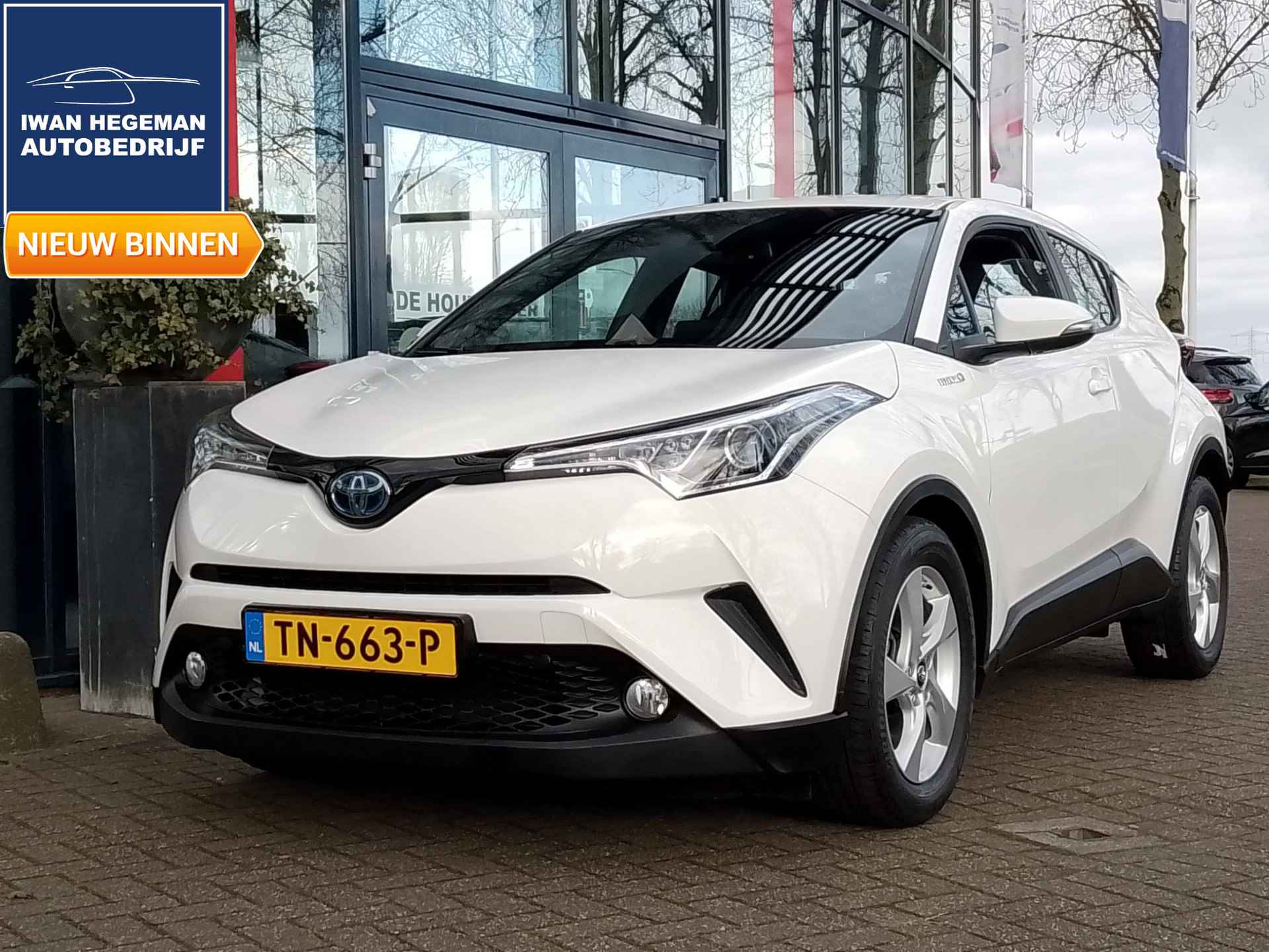 Toyota C-HR 1.8 Hybrid Dynamic | Navigatie | LM Velgen | Stoelverwarming | Cruise Control