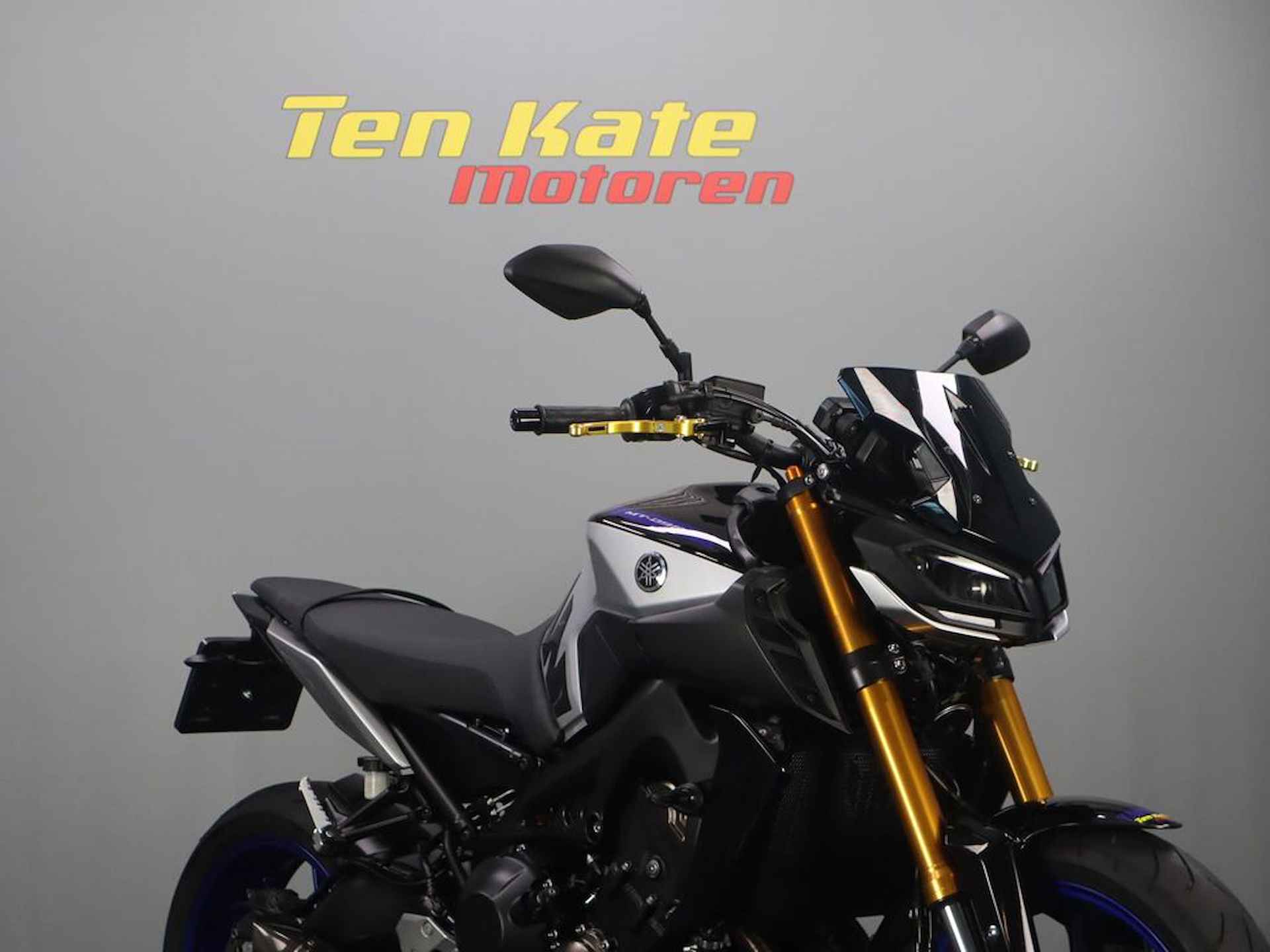 Yamaha MT 09 SP - 4/12