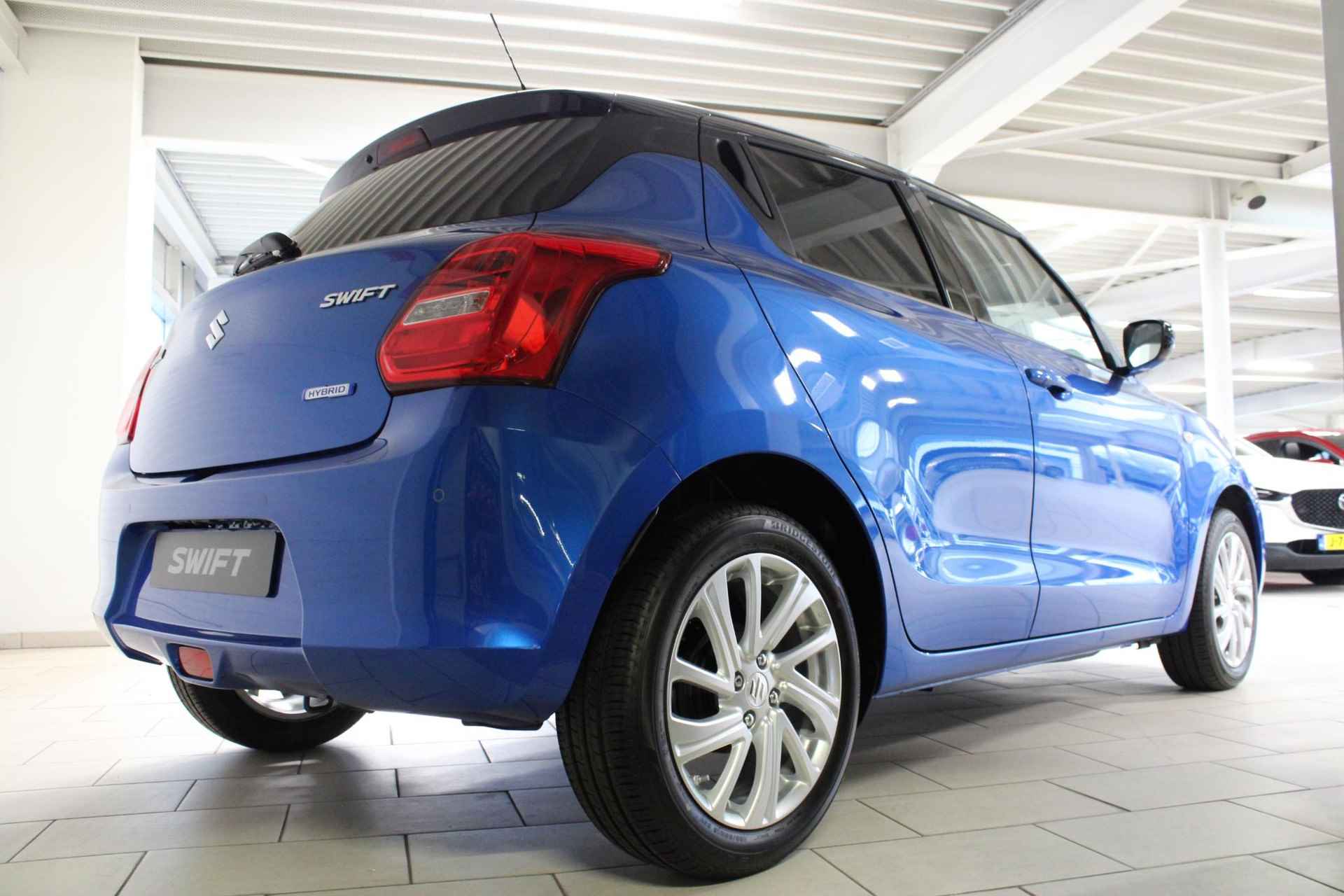 Suzuki Swift 1.2 Select Smart Hybrid - 2/16