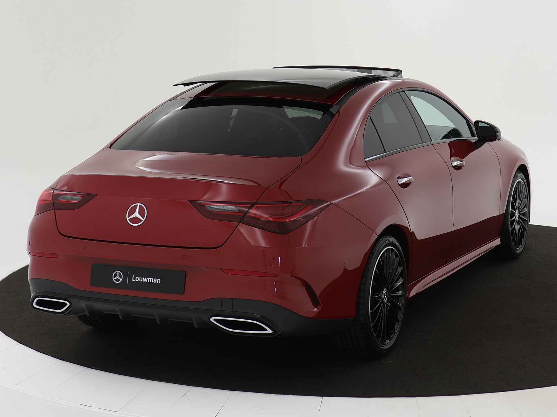 Mercedes-Benz CLA-Klasse 180 Star Edition Amg Line Plus | Nightpakket | Dodehoekassistent | Parkeerpakket met 360°-camera | Sfeerverlichting | USB pakket plus | KEYLESS GO-comfortpakket | Head-up display | MBUX Augmented reality voor navigatie | - 15/40