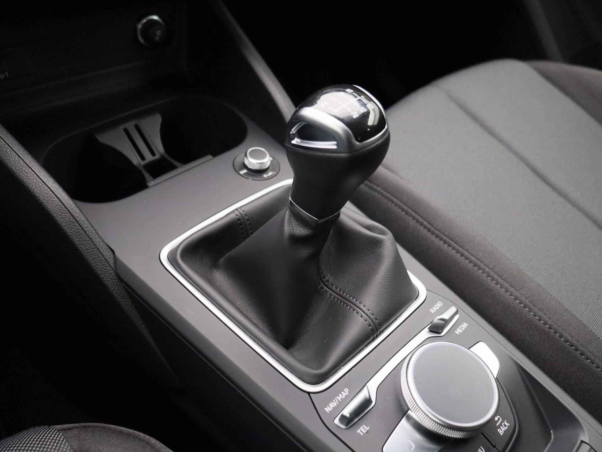 Audi Q2 30 TFSI Pro Line 110 PK | LED Koplampen | Apple Carplay/Android Auto | Virtual Cockpit | Climate Control | Cruise Control | Parkeersensoren | Lichtmetalen velgen | Fabrieksgarantie | - 19/38