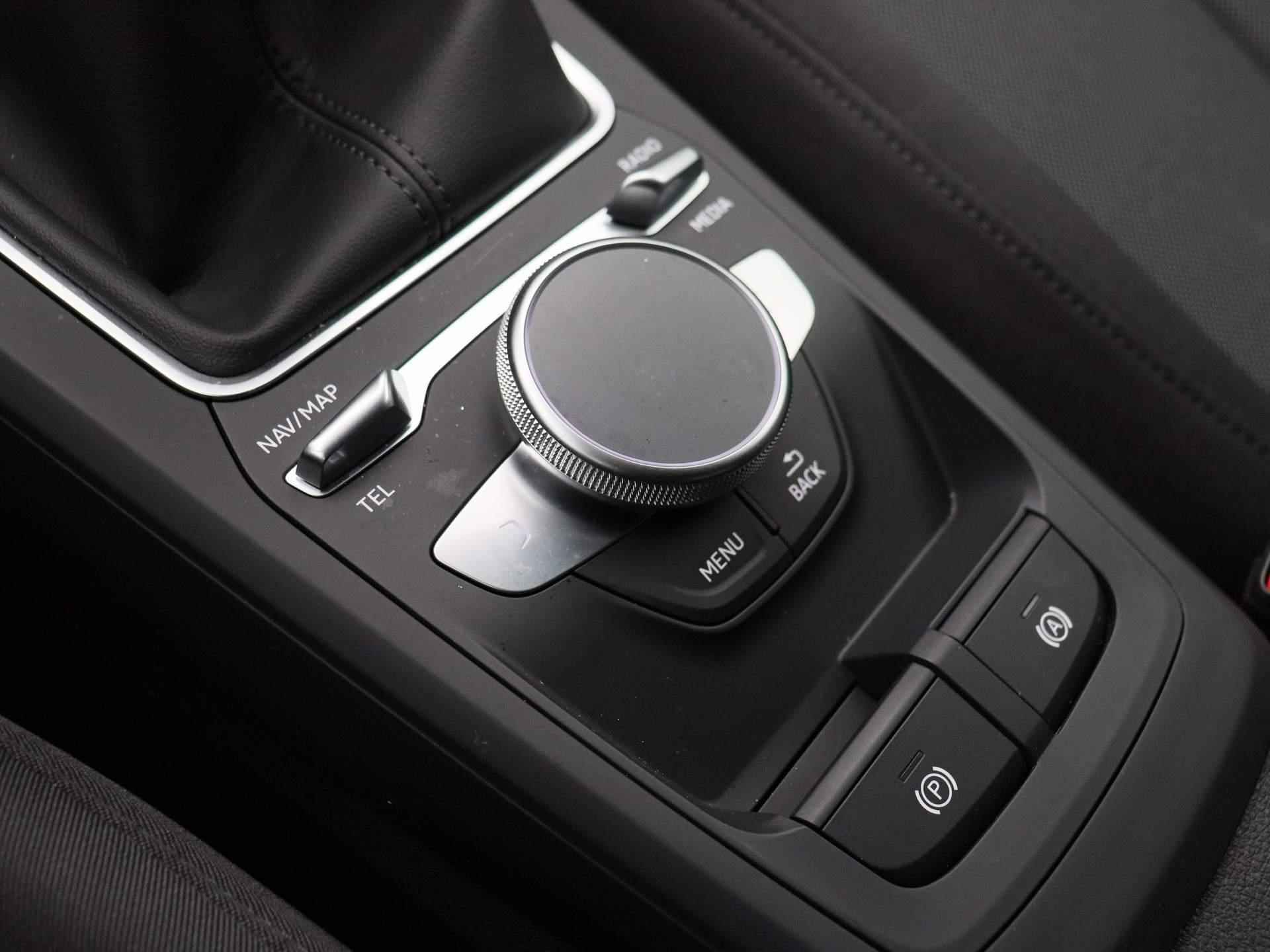 Audi Q2 30 TFSI Pro Line 110 PK | LED Koplampen | Apple Carplay/Android Auto | Virtual Cockpit | Climate Control | Cruise Control | Parkeersensoren | Lichtmetalen velgen | Fabrieksgarantie | - 20/38