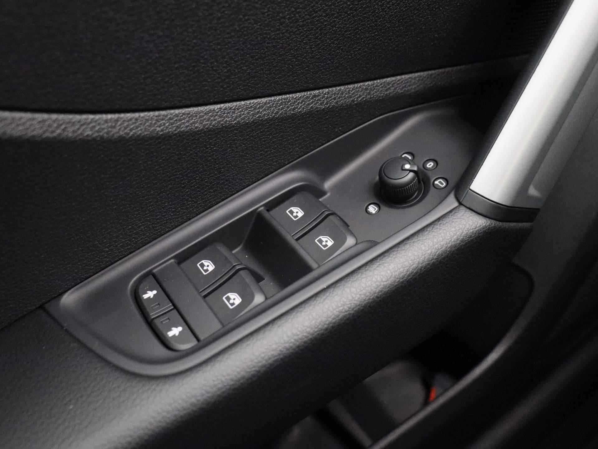 Audi Q2 30 TFSI Pro Line 110 PK | LED Koplampen | Apple Carplay/Android Auto | Virtual Cockpit | Climate Control | Cruise Control | Parkeersensoren | Lichtmetalen velgen | Fabrieksgarantie | - 25/38