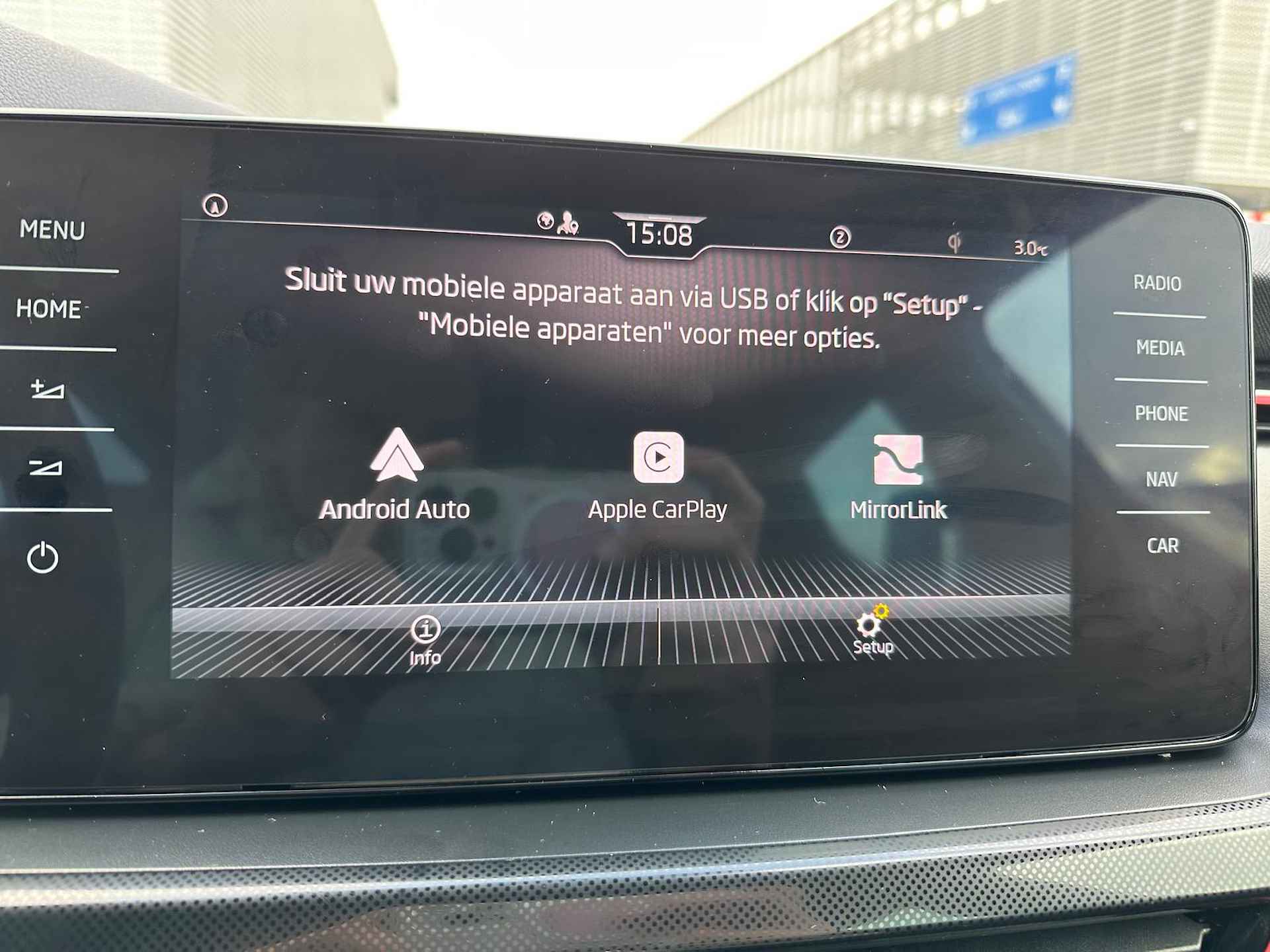 Škoda Kamiq 1.0 TSI Sport Business / Navigatie / Digitaal dashboard / Parkeersensoren achter - 23/31