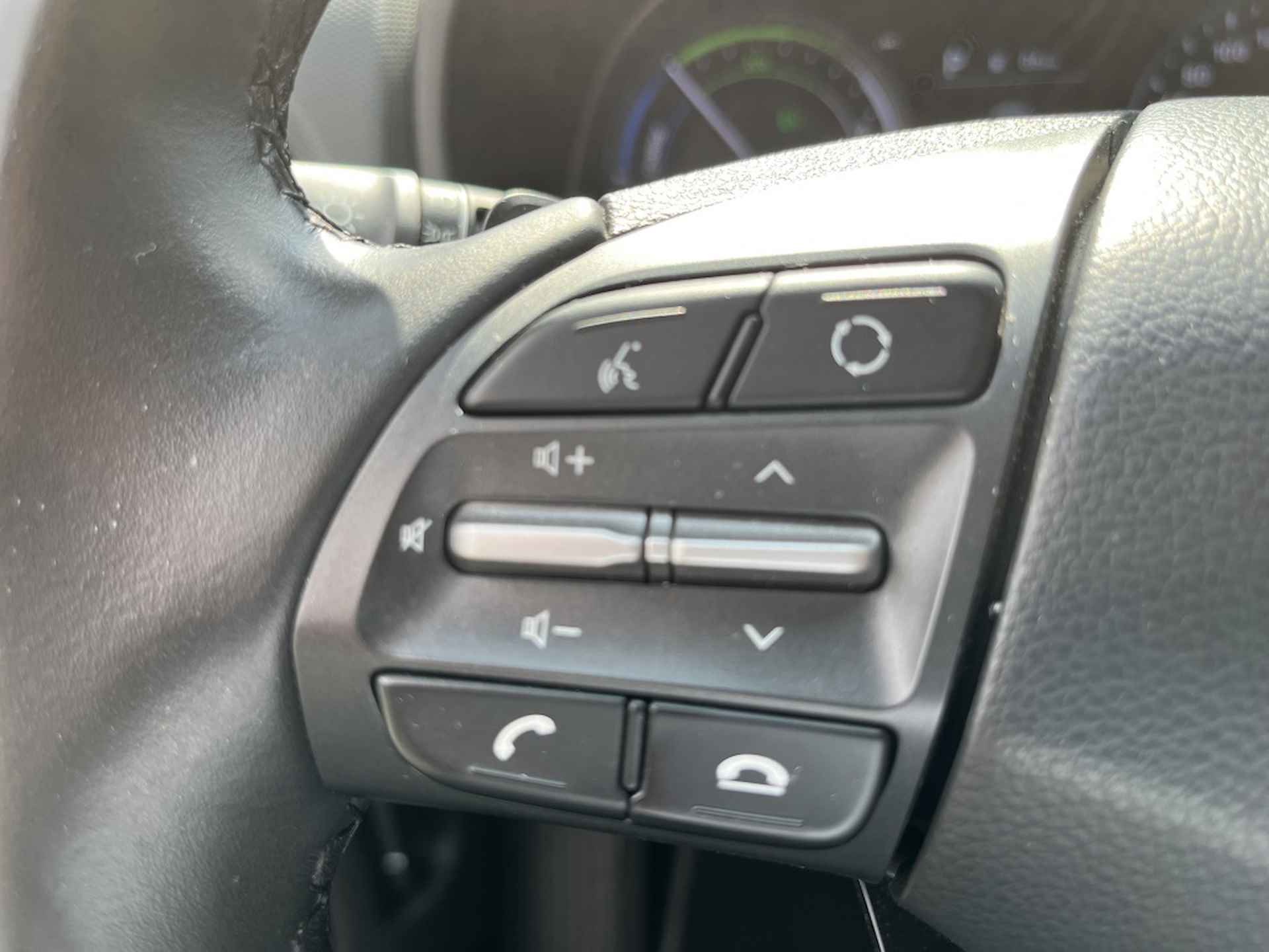 Hyundai Kona 1.6 GDI HEV Comfort | Apple/Carplay | Camera | Trekhaak - 22/25