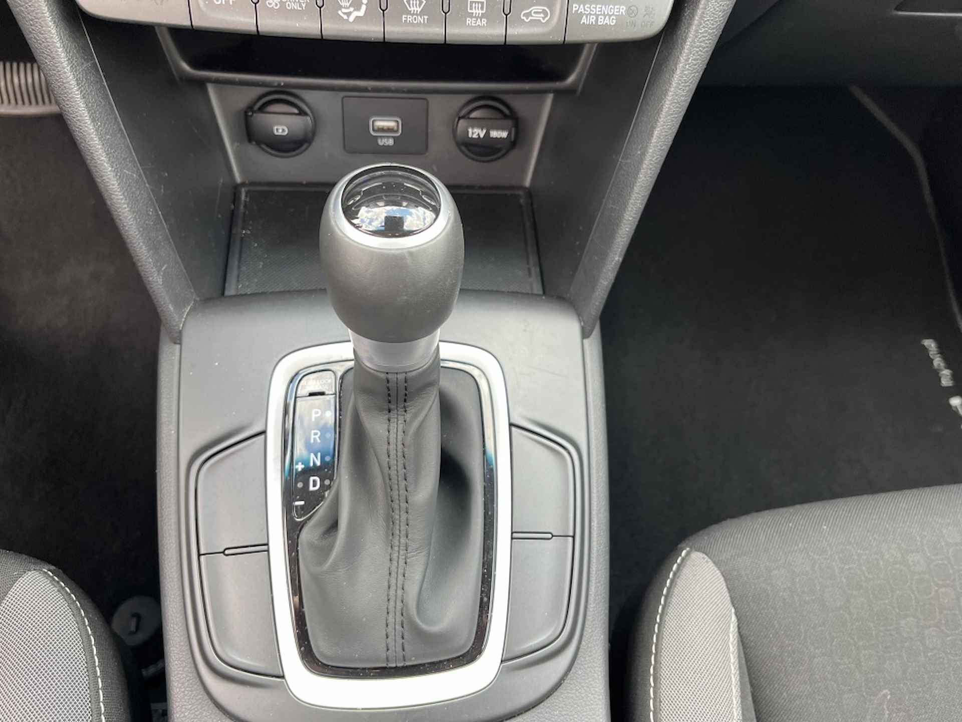 Hyundai Kona 1.6 GDI HEV Comfort | Apple/Carplay | Camera | Trekhaak - 20/25