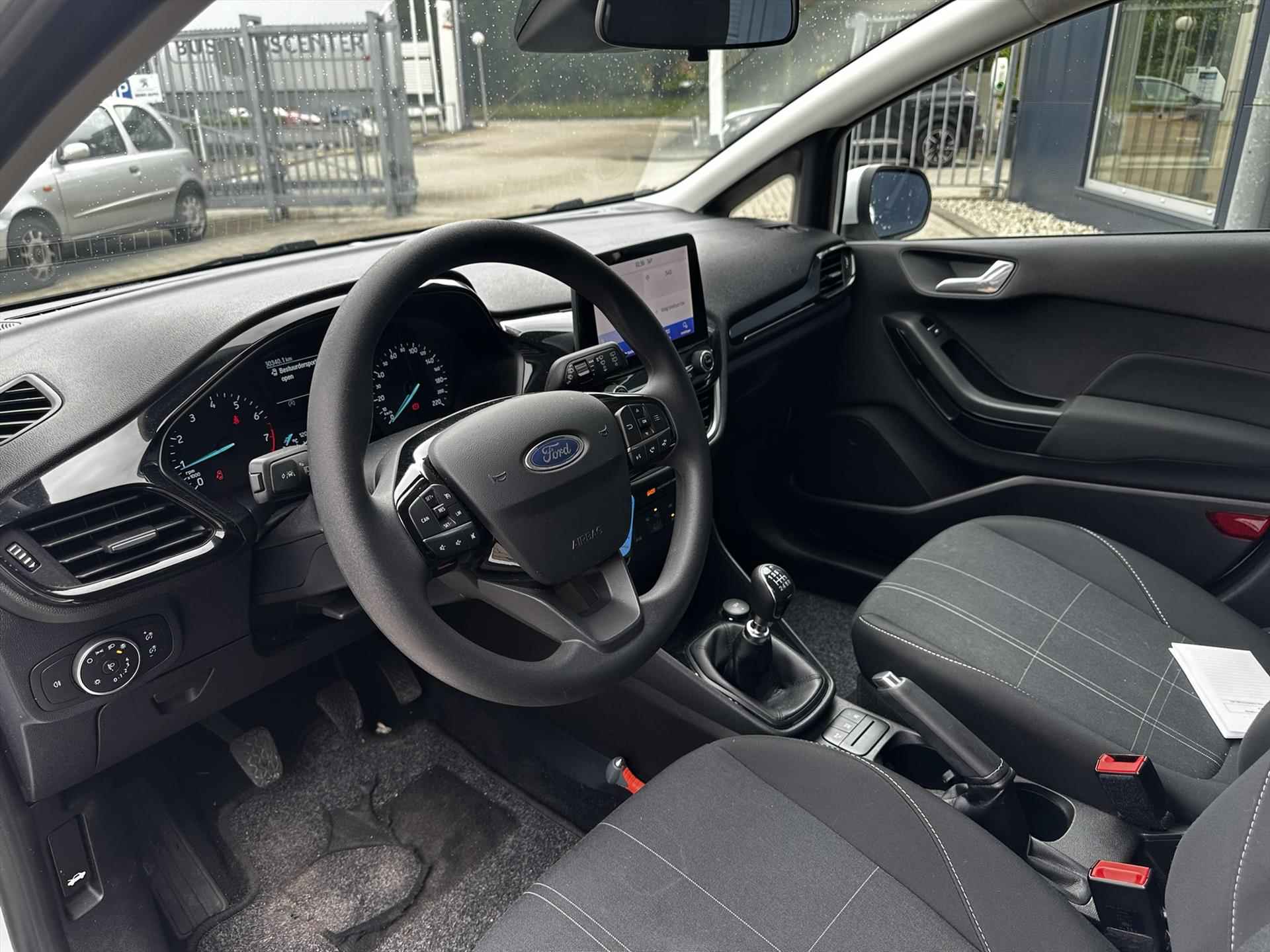 FORD Fiesta 1.0 EcoBoost 95pk 5dr Connected | Navigatie | Airco | Dagrij Verlichting | - 4/34