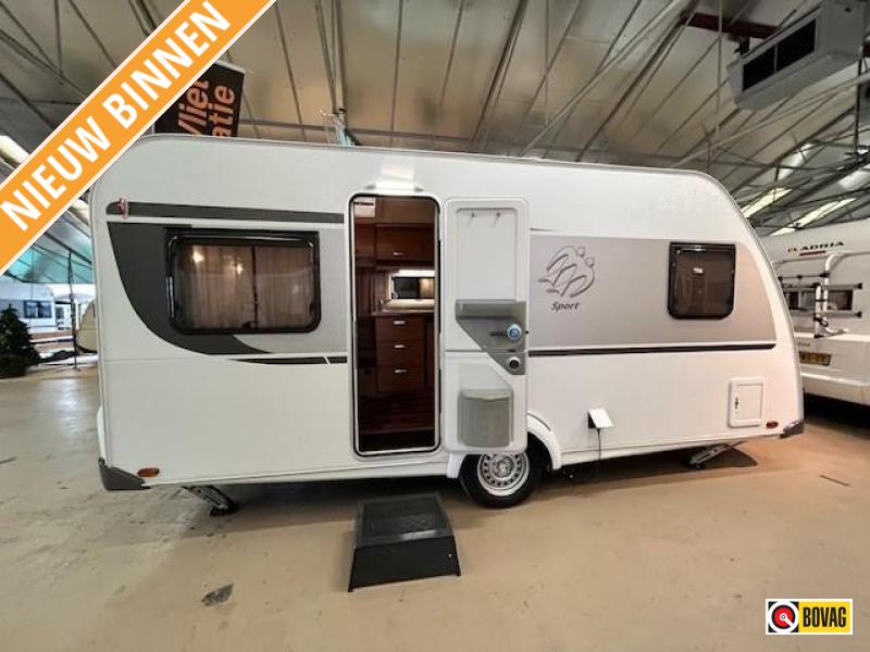 Knaus Sport 450 FU voortent, mover