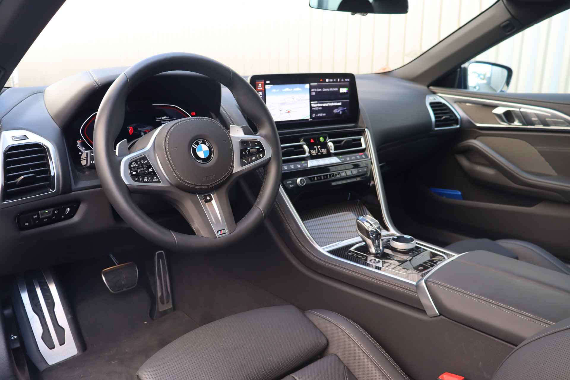 BMW 8 Serie 840i High Executive M Sport Automaat / Air Collar / Laserlight / Multifunctionele Stoelen / Soft-Close / Parking Assistant Plus / Integral Active Steering - 14/33