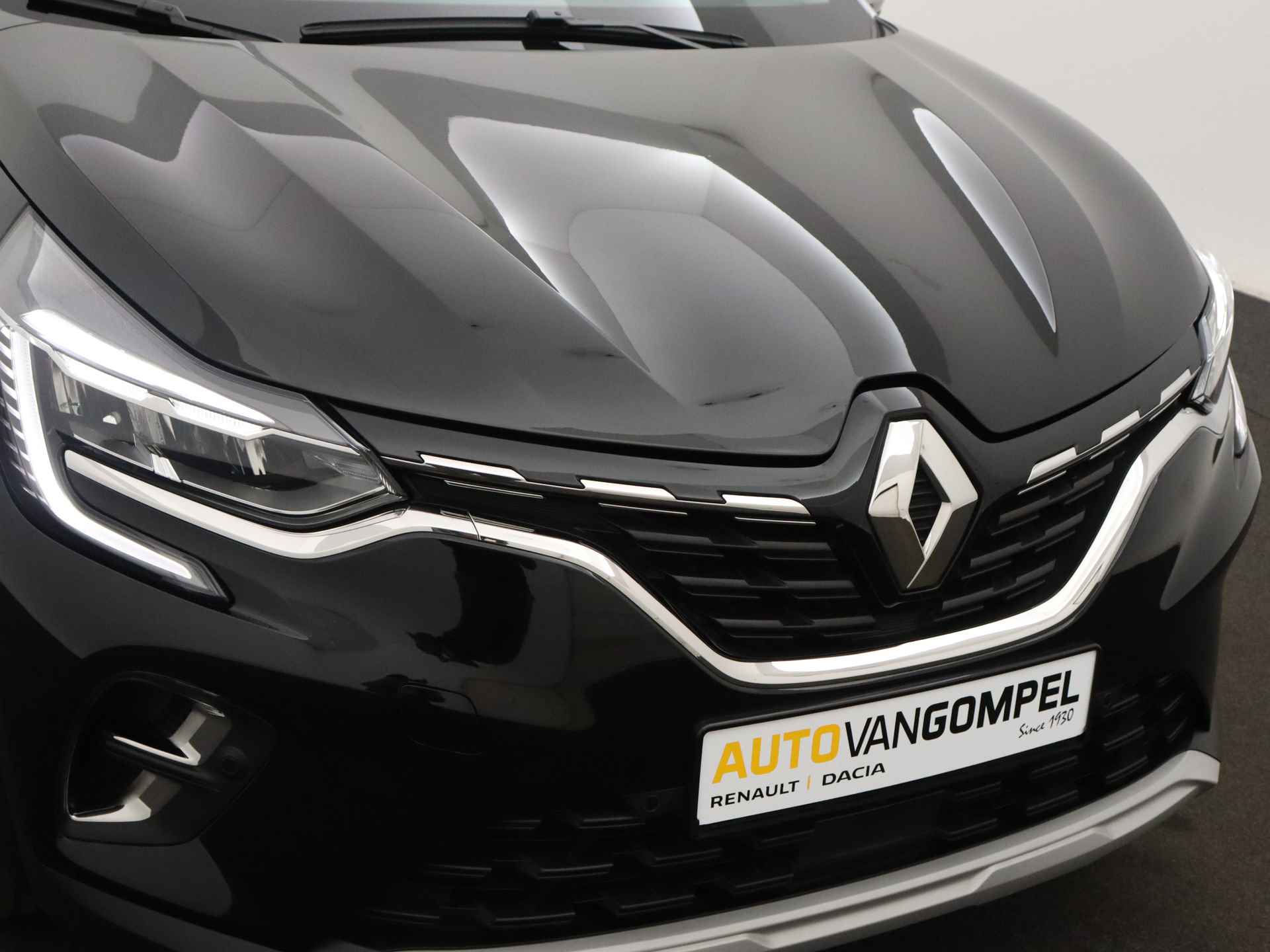 Renault Captur TCe 140PK Intens AUTOMAAT Hybrid mild / NAVIGATIE / CAMERA/ ADAPTIEVE CRUISE / WINTER PACK / 1500 kg Trekgewicht - 33/41