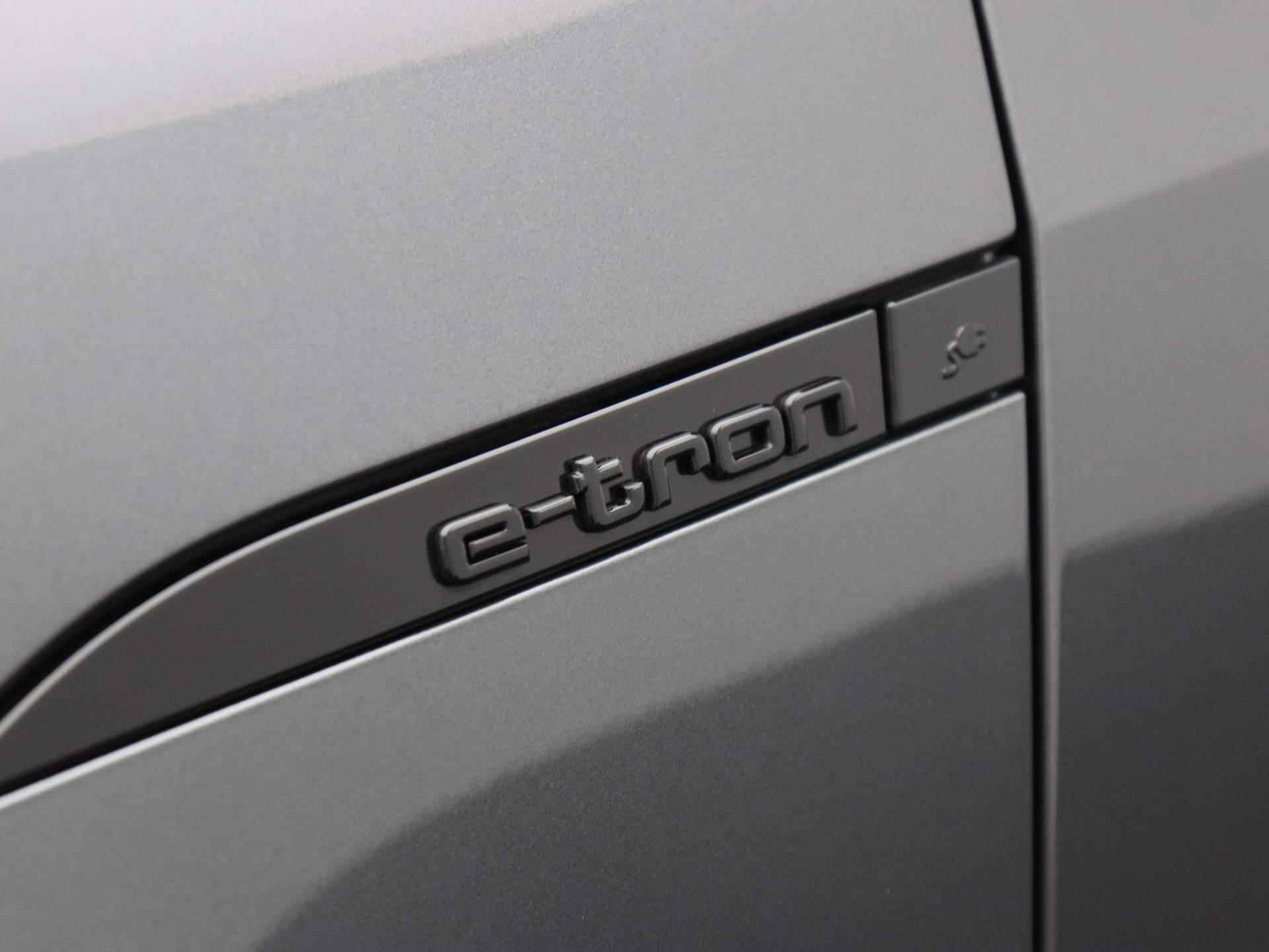 Audi Q8 e-tron 55 quattro S Edition 115 kWh 408 PK | S-line interieur | S-line exterieur | Automaat | Navigatie | Camera | Panoramadak | Lichtmetalen velgen | Demo | - 19/52